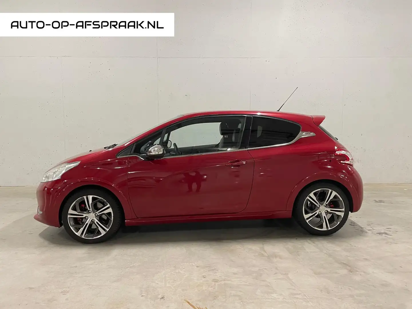 Peugeot 208 1.6 GTi Leer Navi Stoelverw. 200pk APK NAP Rouge - 1