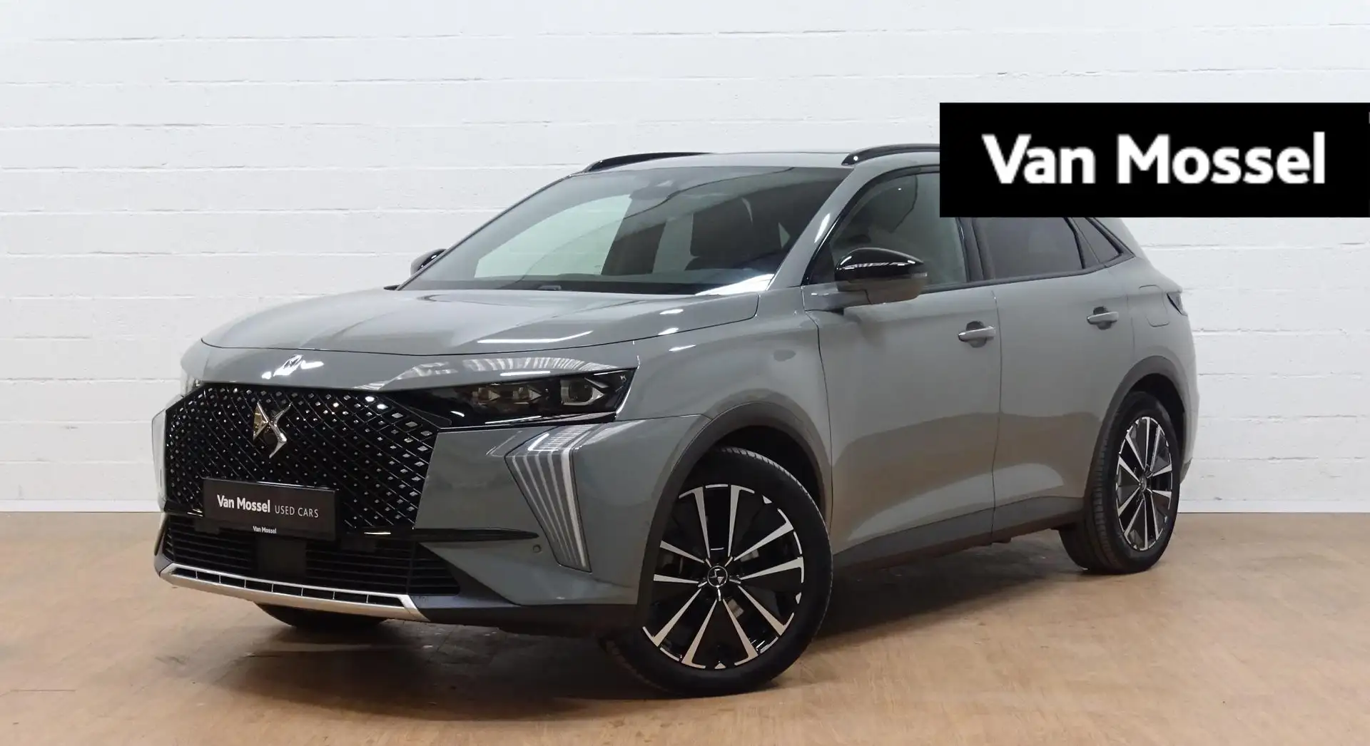 DS Automobiles DS 7 Rivoli E-tense 300 Szürke - 1