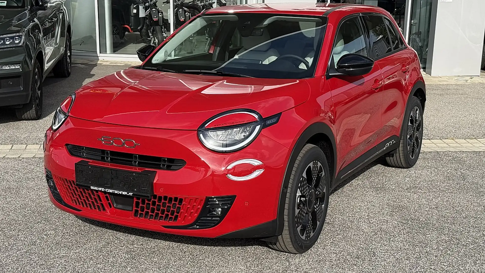 Fiat 600e 600 Elektro La Prima 54 kWh Rot - 1