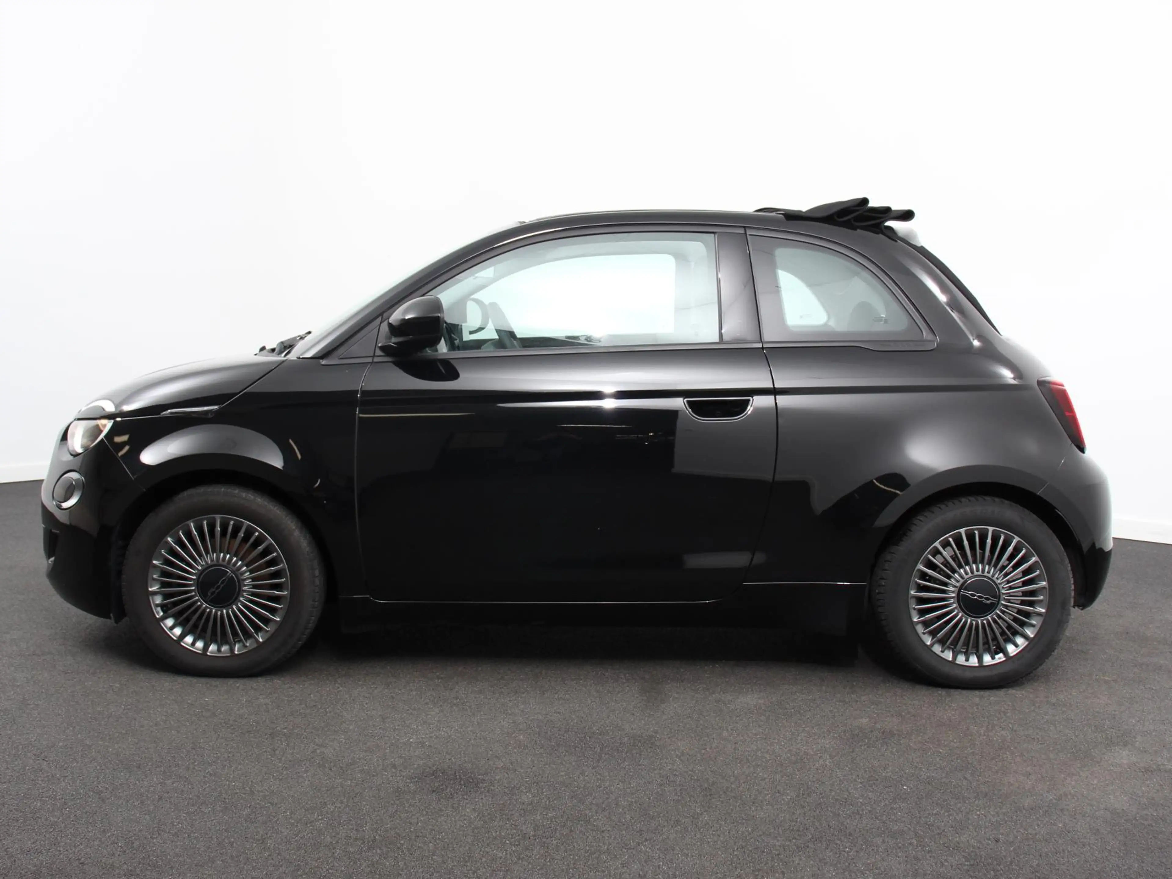 Fiat 500e C Icon 42 kWh Automaat Climate control Cruise cont — photo 9