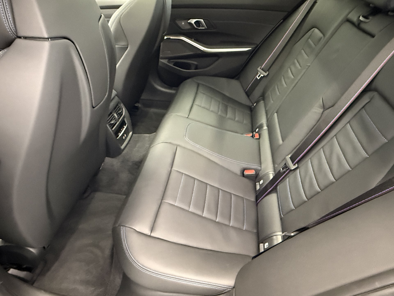 BMW 340 M340d xDrive — photo 13