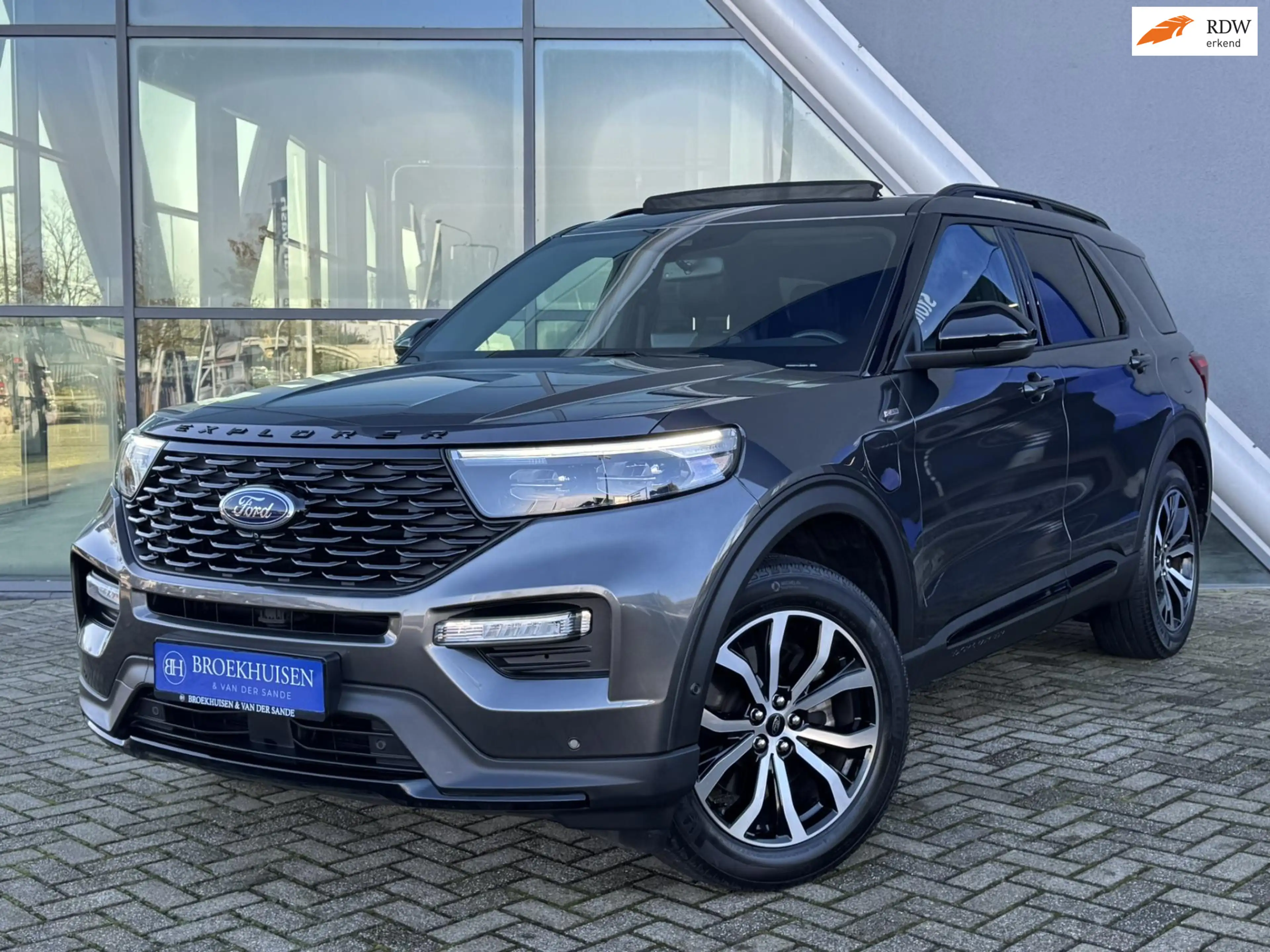 Ford Explorer 3.0 V6 EcoBoost PHEV ST-Line 457pk Panoramadak / T