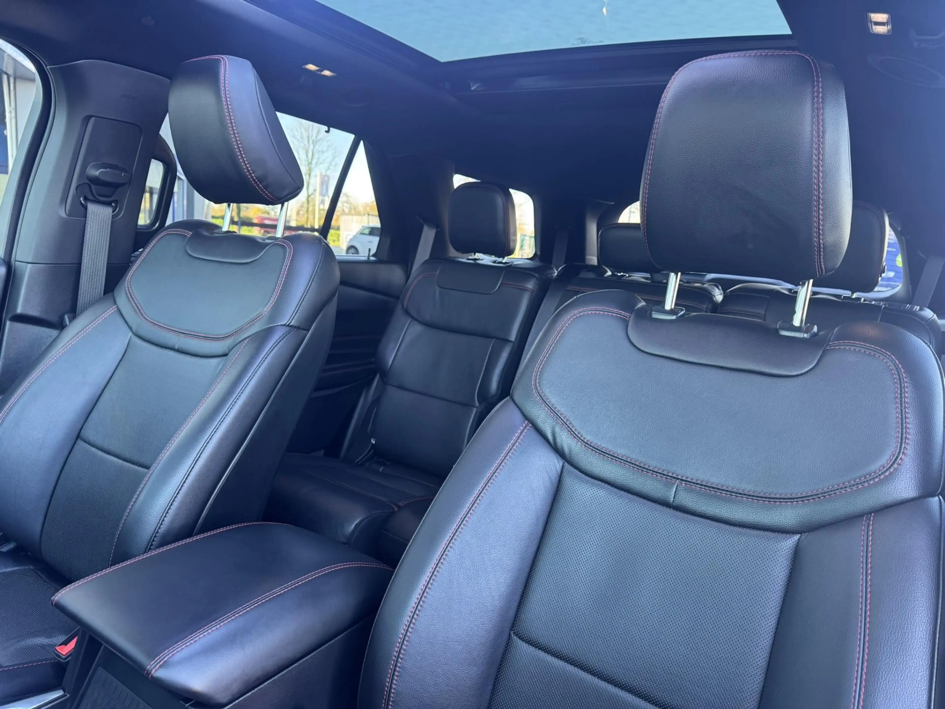 Ford Explorer 3.0 V6 EcoBoost PHEV ST-Line 457pk Panoramadak / T — photo 12