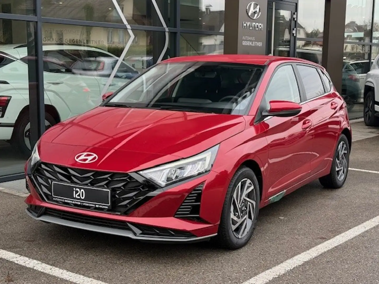 Hyundai i20 1,2 MPI GO PLUS-PP4 Comfort Paket *Neuwagen Rot - 1