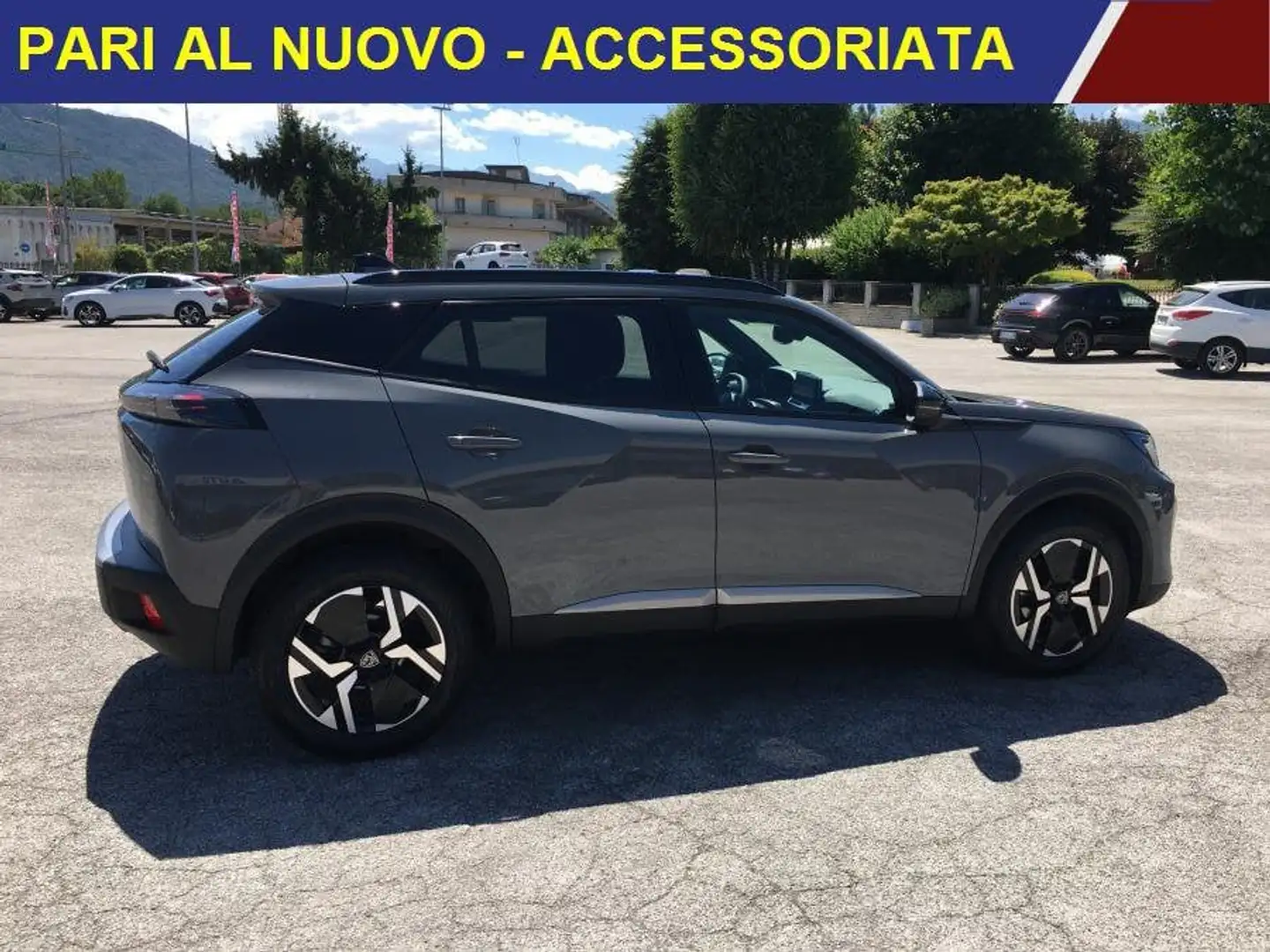 Peugeot 2008 PureTech 100 Allure AZIENDALE 2024 Grigio - 2