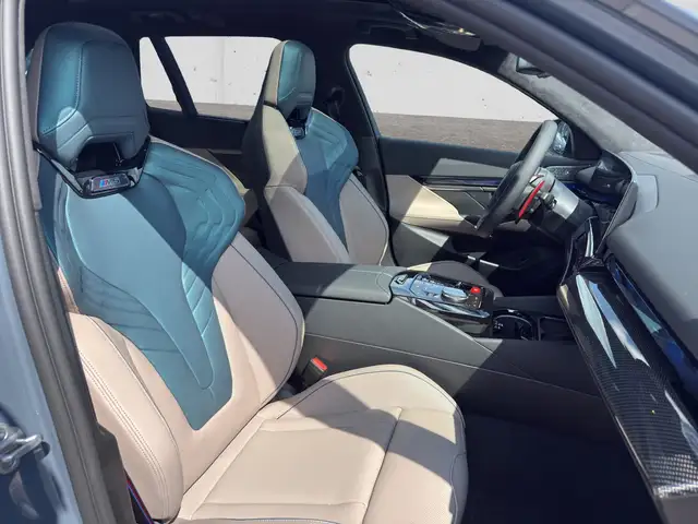 BMW M5 view 15