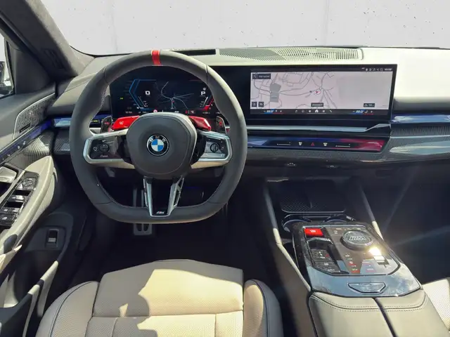 BMW M5 view 12