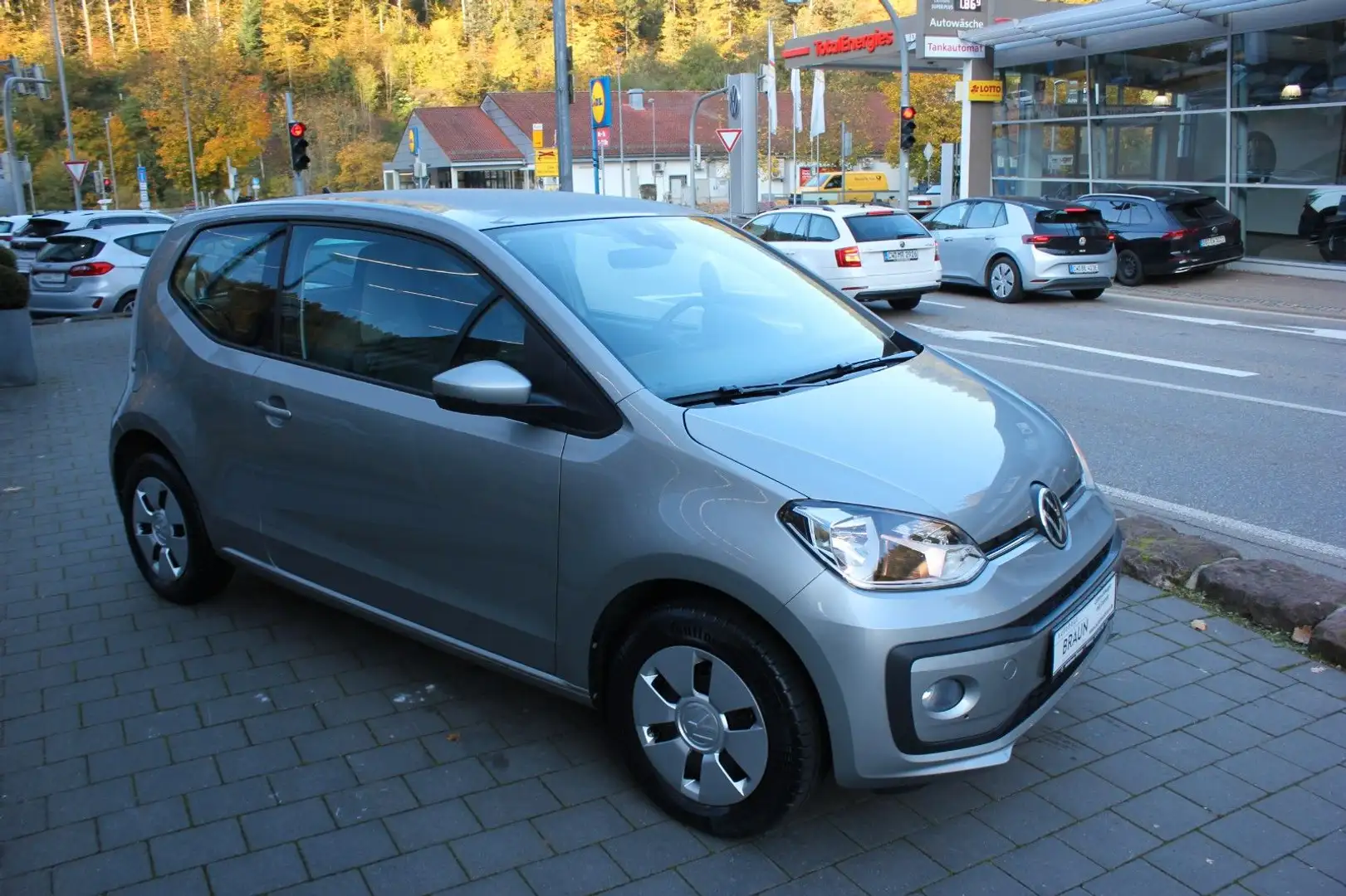 Volkswagen up! move up! 1.0 Klima,BT,SHZ,NSW,ZV, Silber - 2