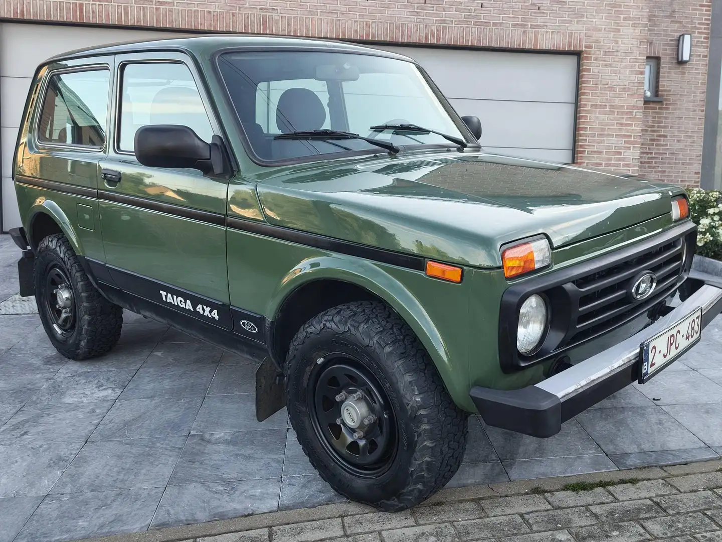 Lada Niva Niva 1.7i Norma Grün - 2