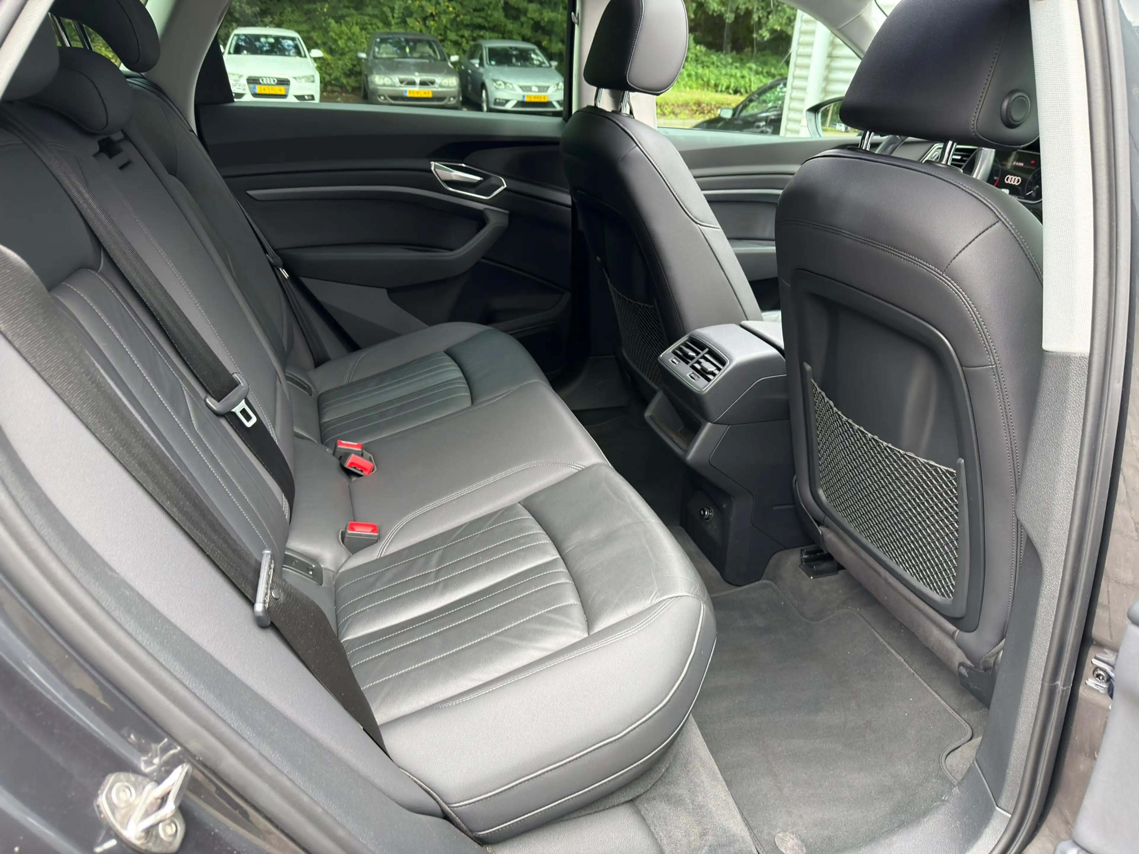 Audi e-tron E-tron 50 quattro Launch edition plus 71 kWh l Pan — photo 12
