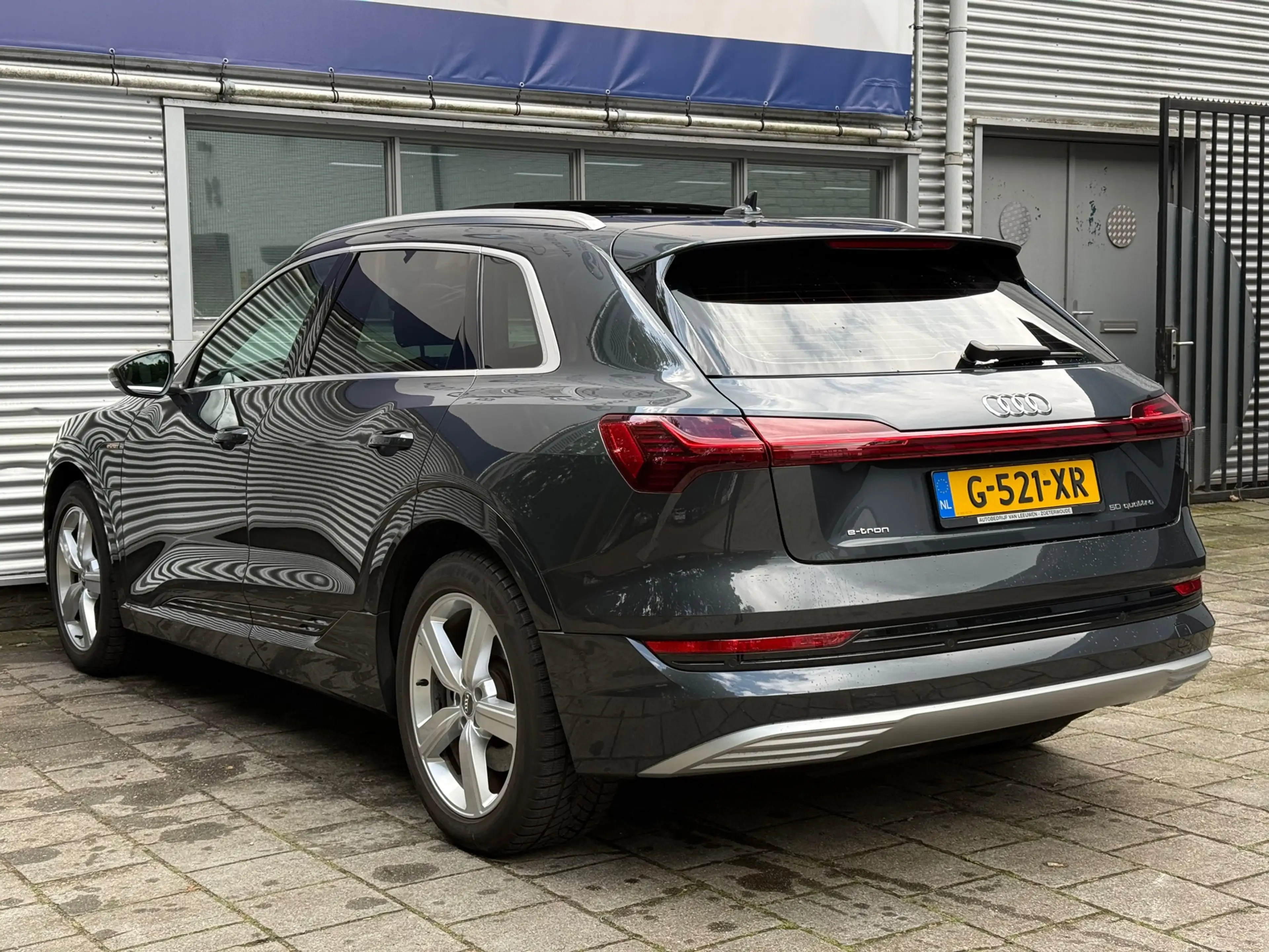Audi e-tron E-tron 50 quattro Launch edition plus 71 kWh l Pan — photo 4