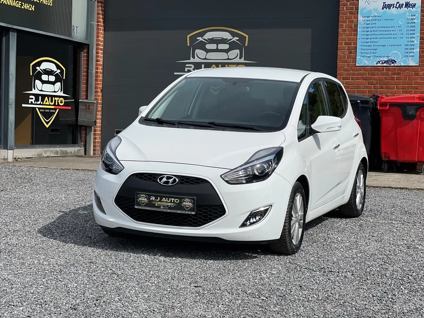 Hyundai i20 i20 1.4i Intro Edition Blanc - 2