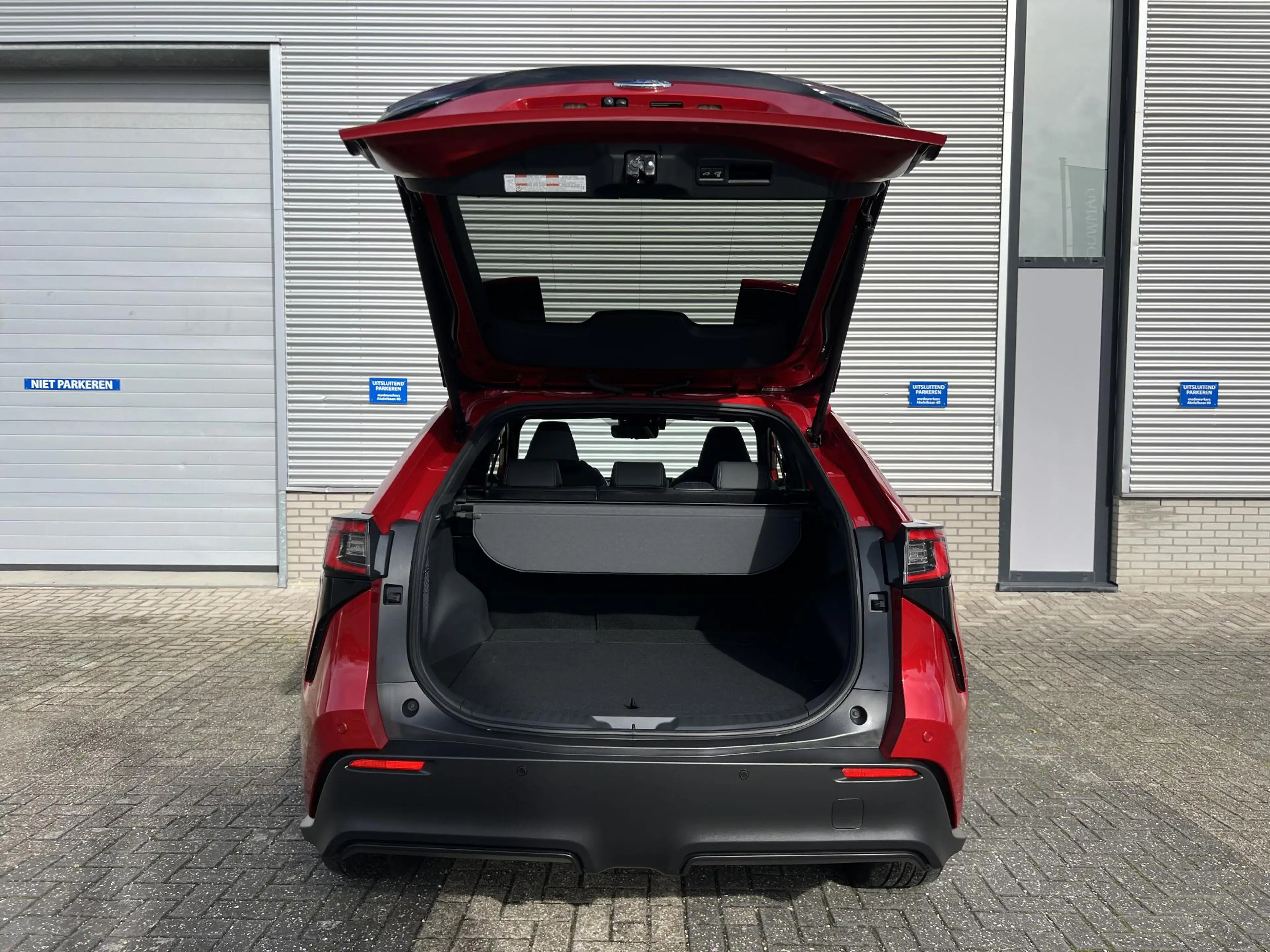 Subaru Solterra Sky Package 71 kWh | Apple Carplay & Android Auto — photo 15