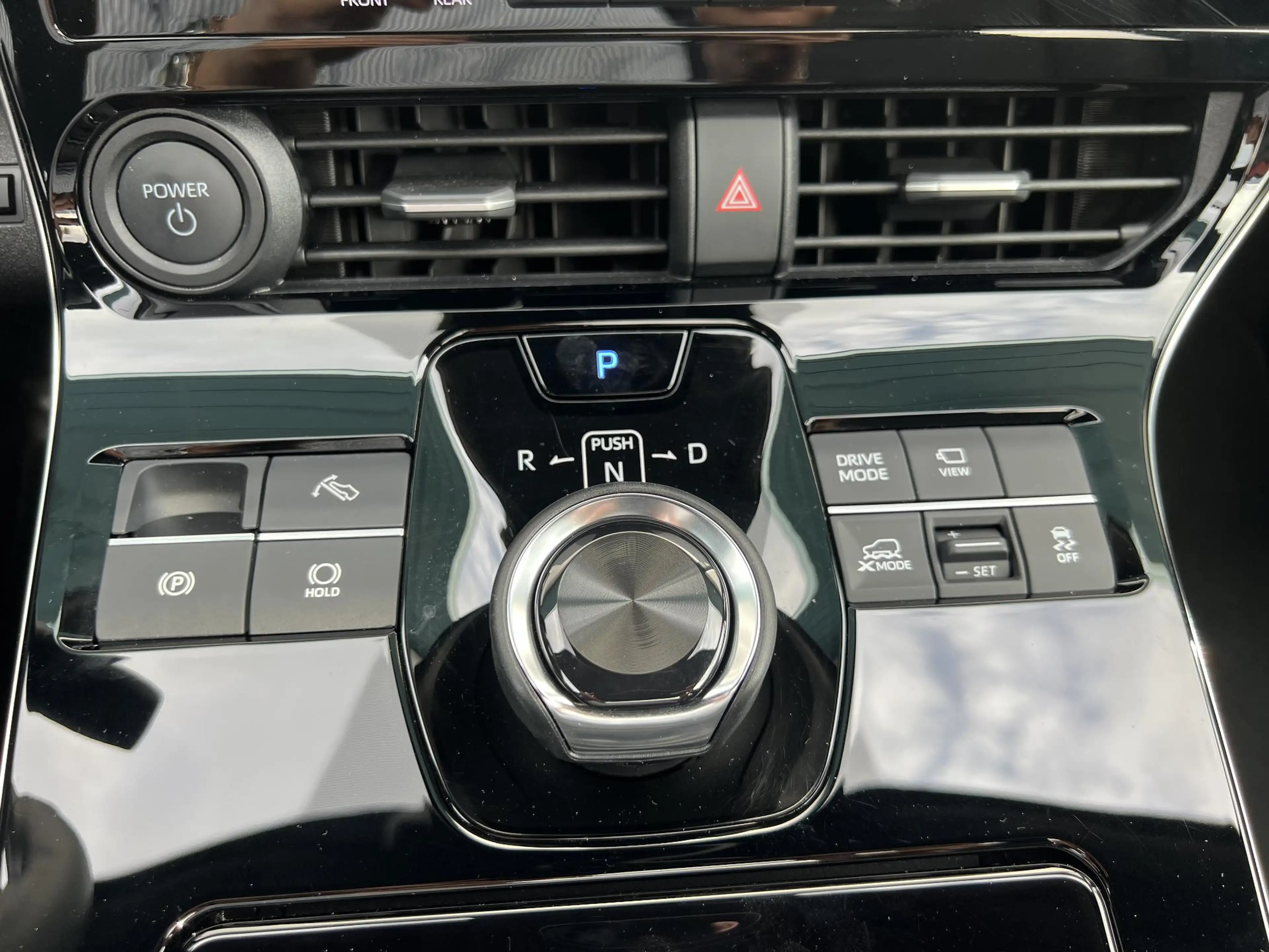 Subaru Solterra Sky Package 71 kWh | Apple Carplay & Android Auto — photo 26