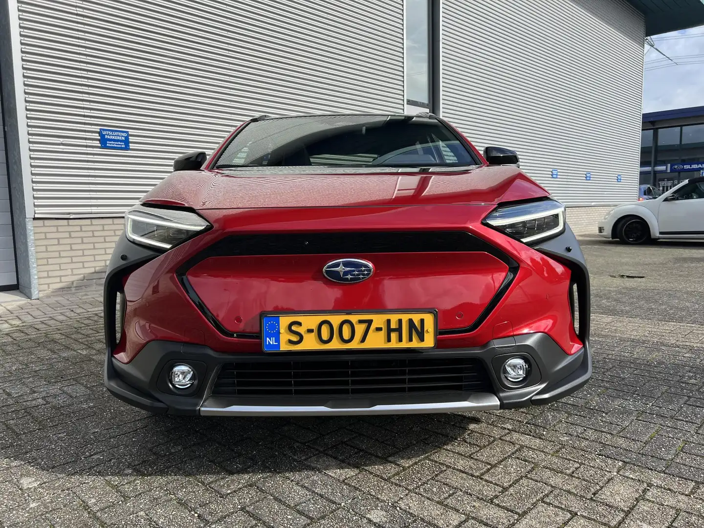 Subaru Solterra Sky Package 71 kWh | Apple Carplay & Android Auto Rot - 2