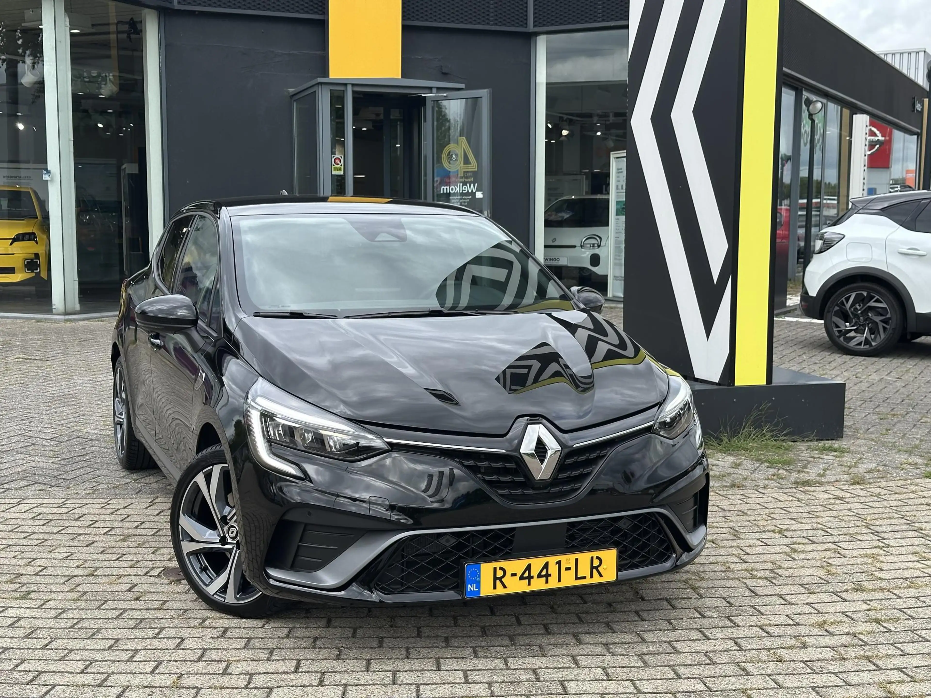 Renault Clio E-Tech Hybrid 145 R.S. Line l Origineel NL l 1e-Ei — photo 6