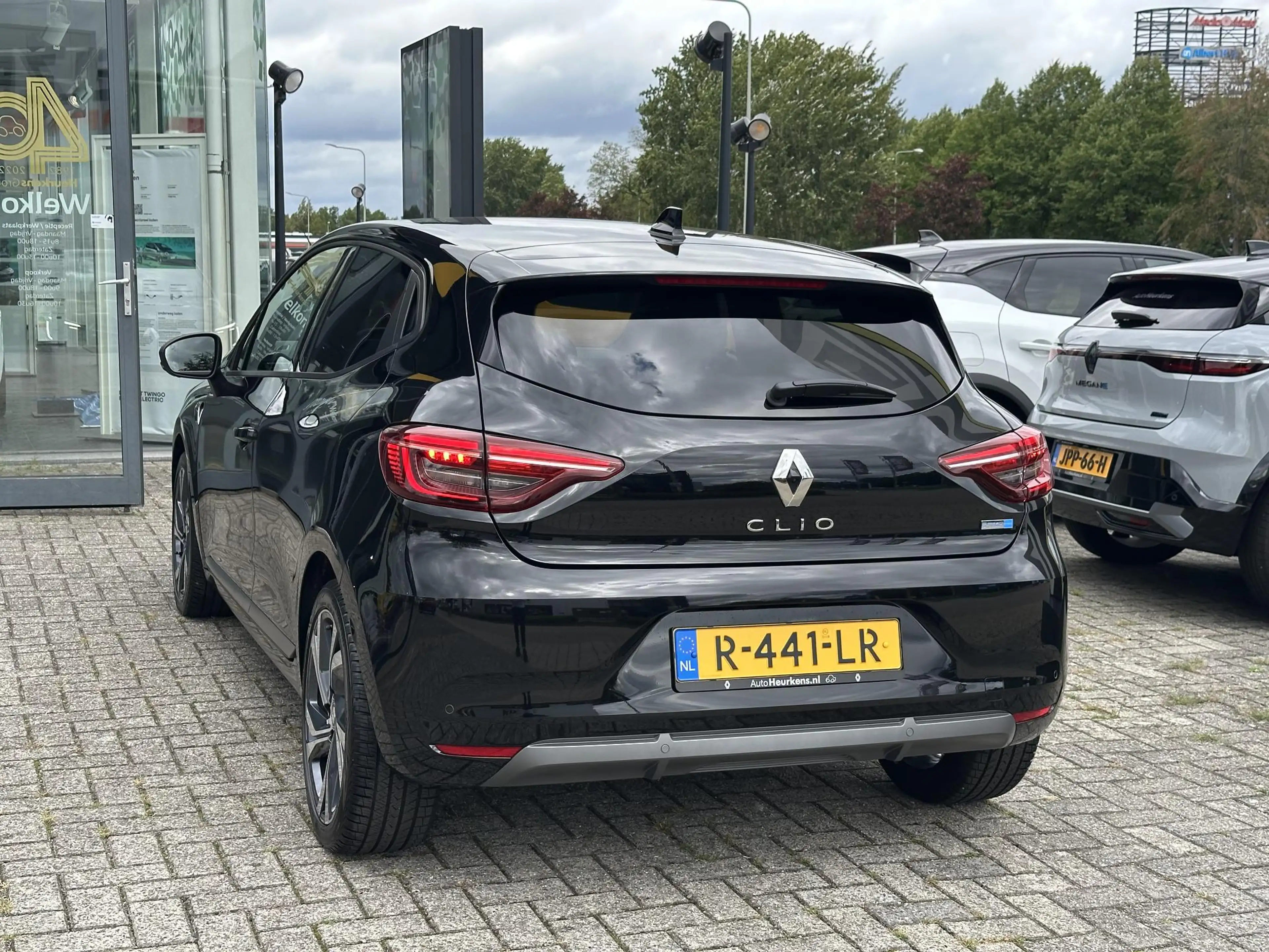 Renault Clio E-Tech Hybrid 145 R.S. Line l Origineel NL l 1e-Ei — photo 4