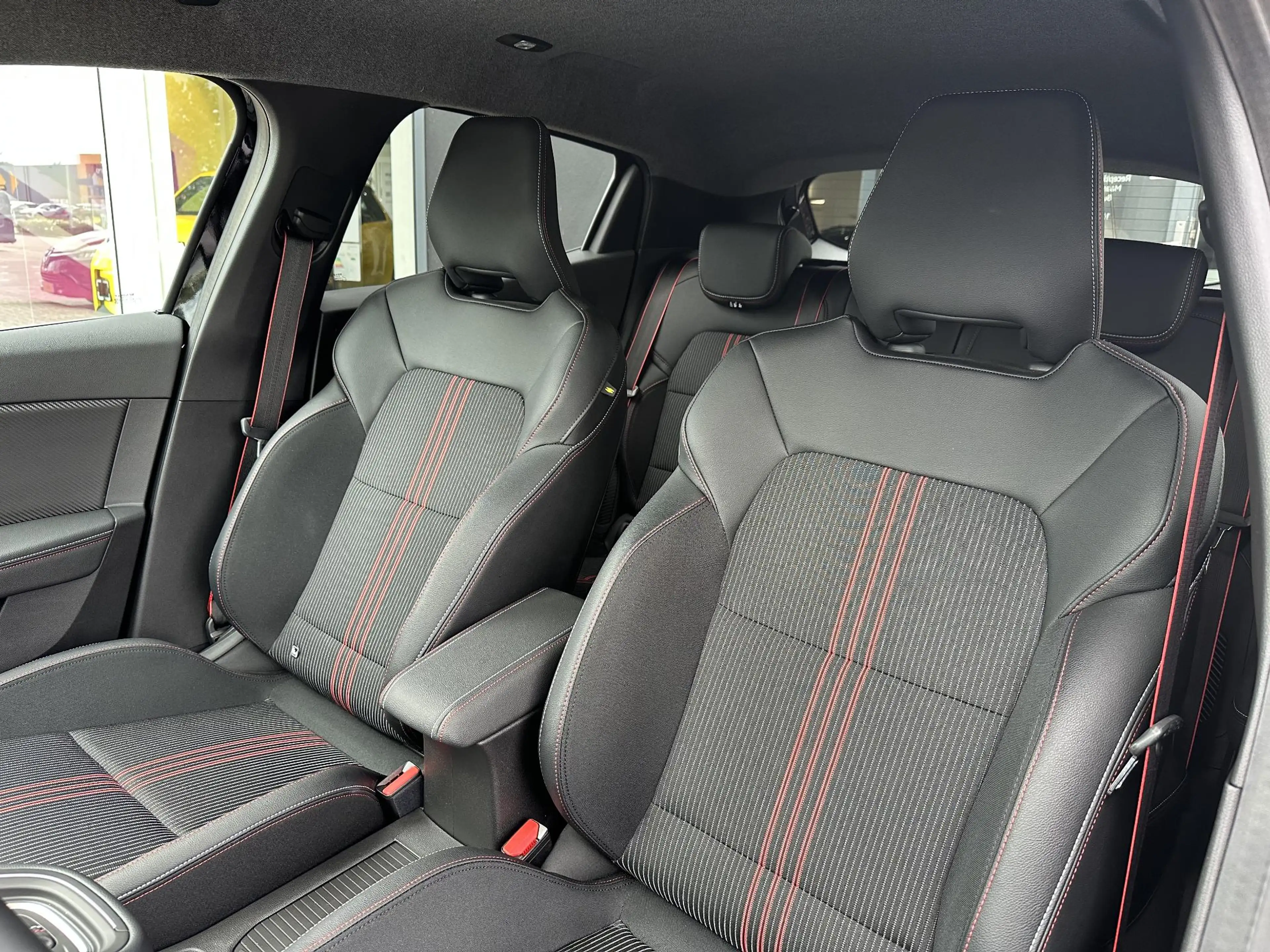 Renault Clio E-Tech Hybrid 145 R.S. Line l Origineel NL l 1e-Ei — photo 8