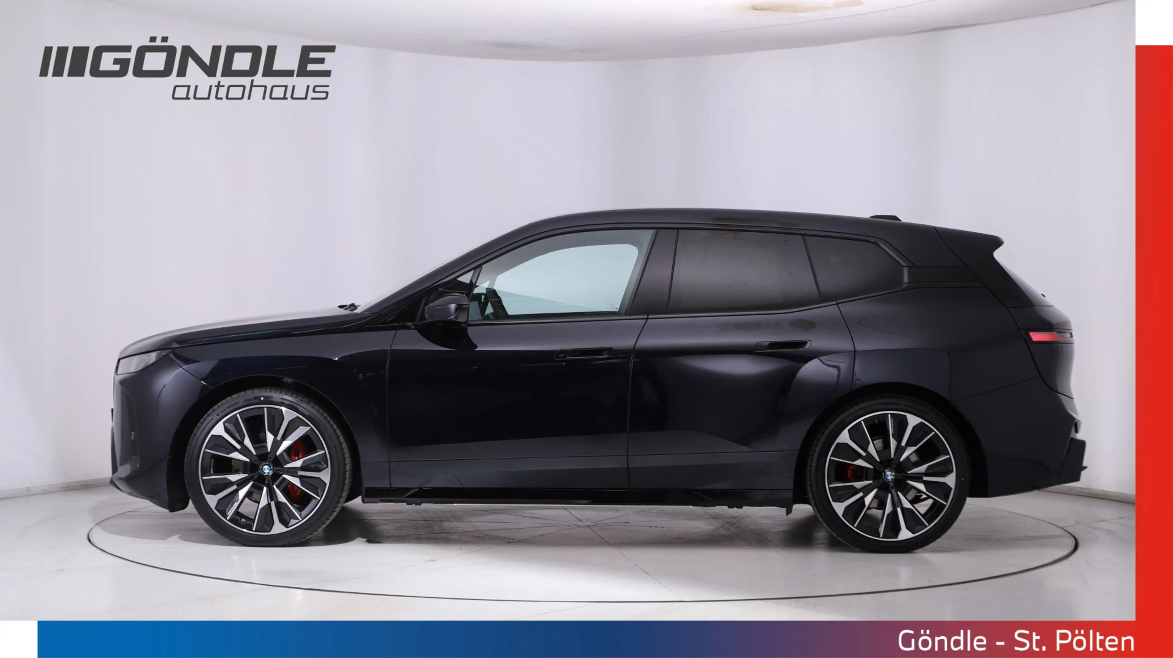 BMW iX xDrive45 — photo 3