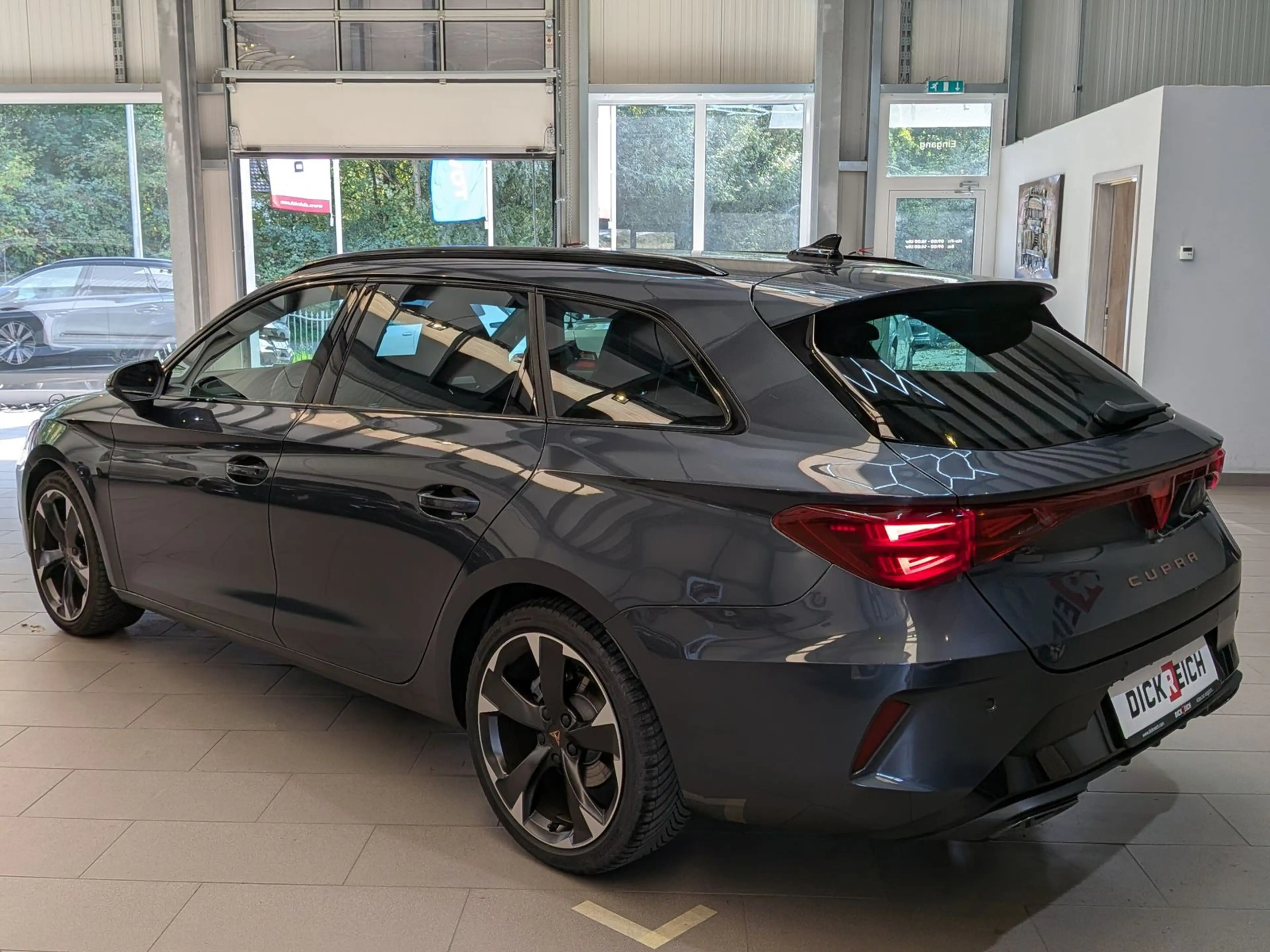 CUPRA Leon 1.5 eTSI DSG DYNAMIC-EDGE-PAKET*CAM*AHK*18" — photo 5