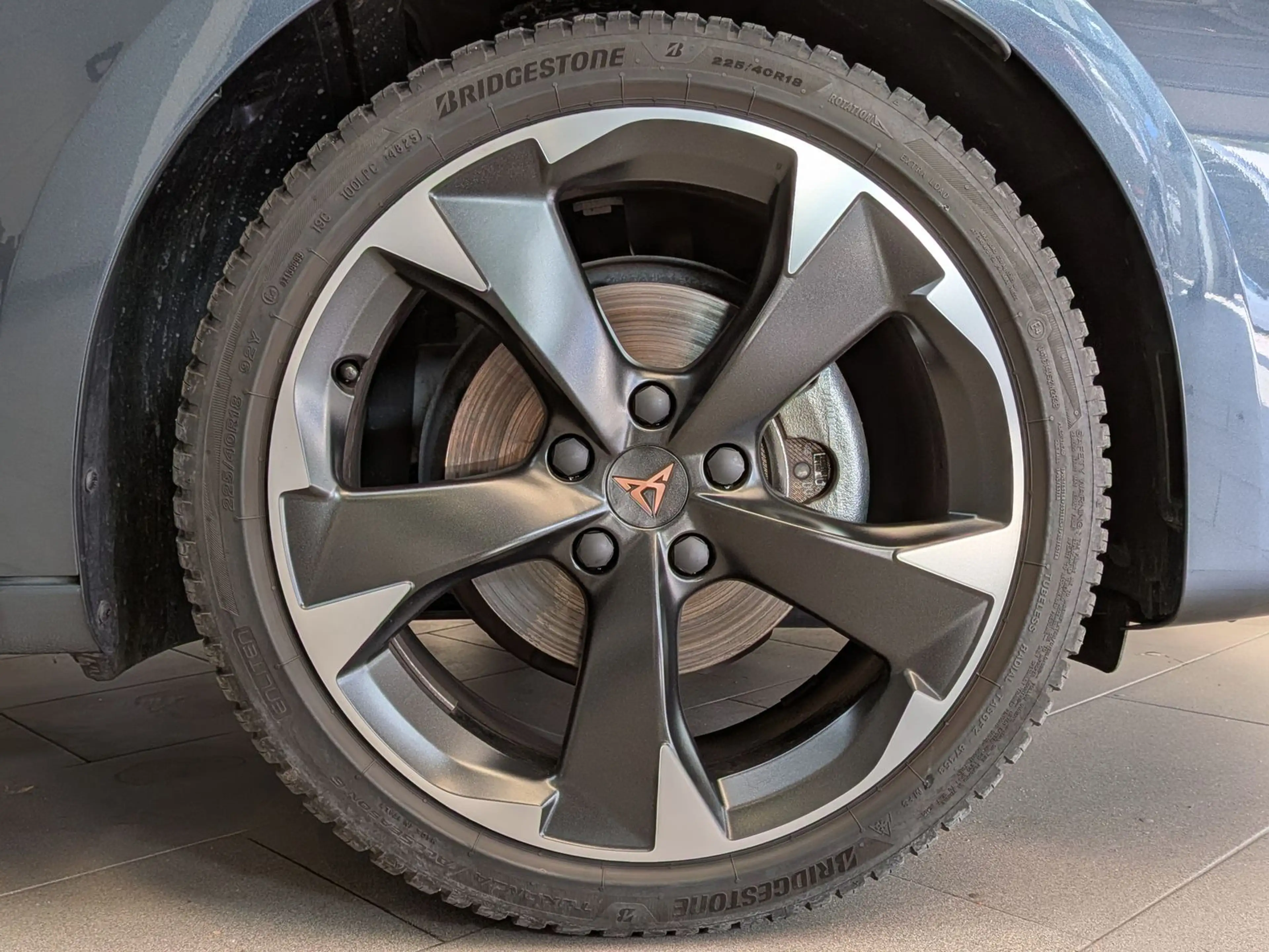 CUPRA Leon 1.5 eTSI DSG DYNAMIC-EDGE-PAKET*CAM*AHK*18" — photo 11
