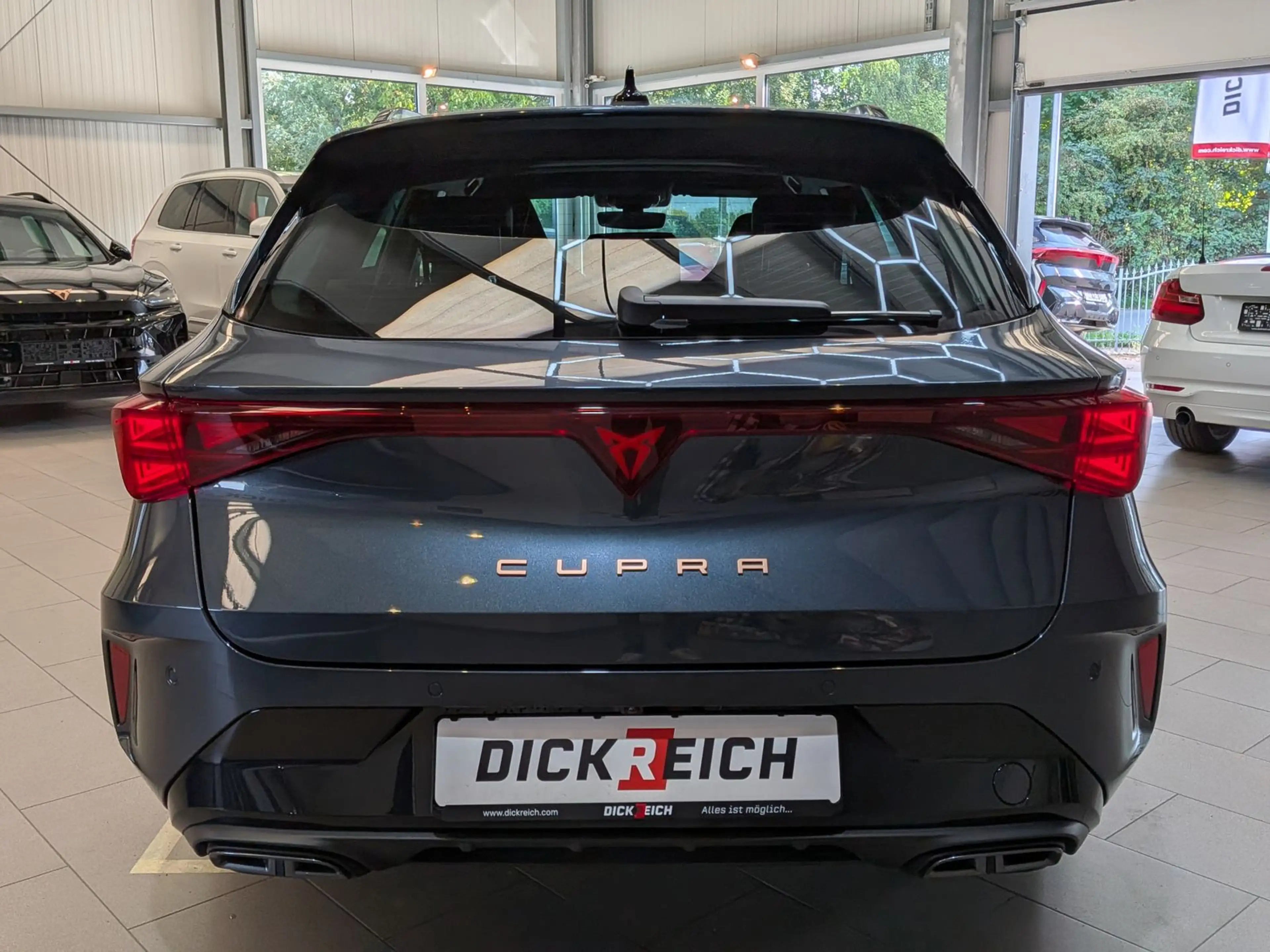 CUPRA Leon 1.5 eTSI DSG DYNAMIC-EDGE-PAKET*CAM*AHK*18" — photo 6