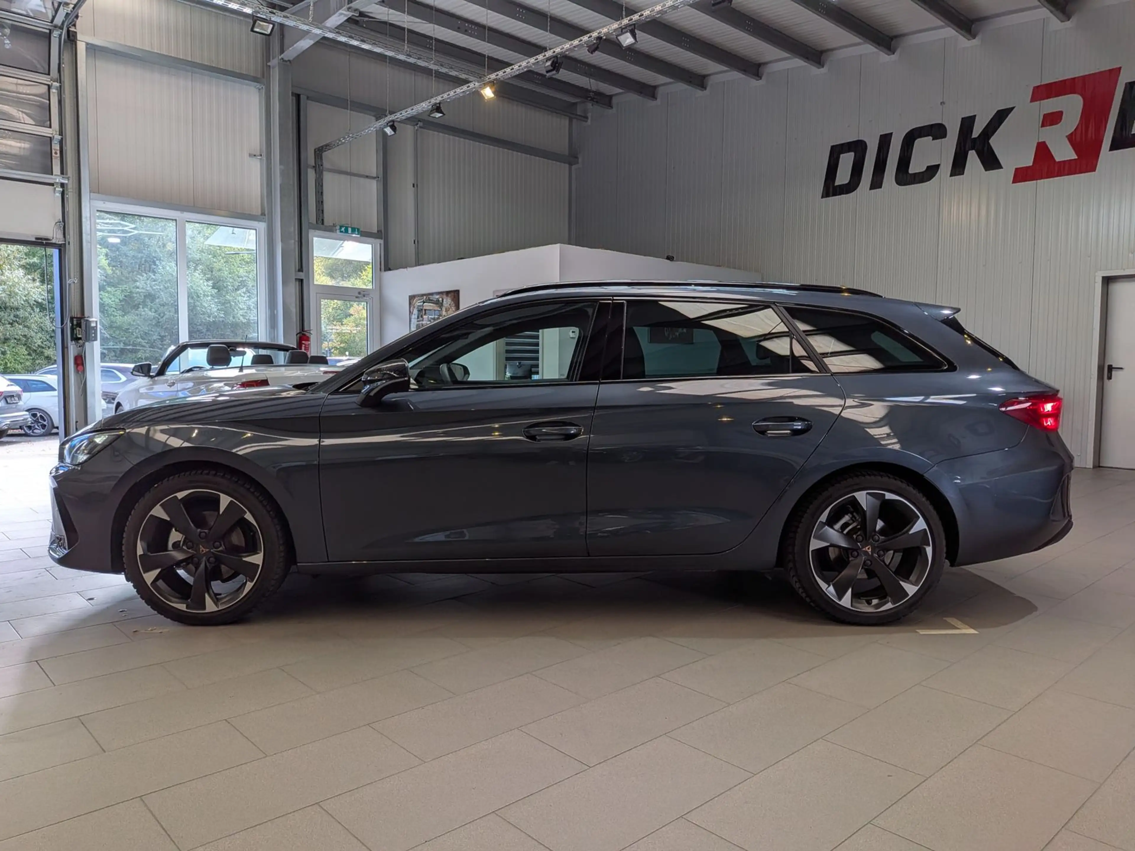 CUPRA Leon 1.5 eTSI DSG DYNAMIC-EDGE-PAKET*CAM*AHK*18" — photo 7