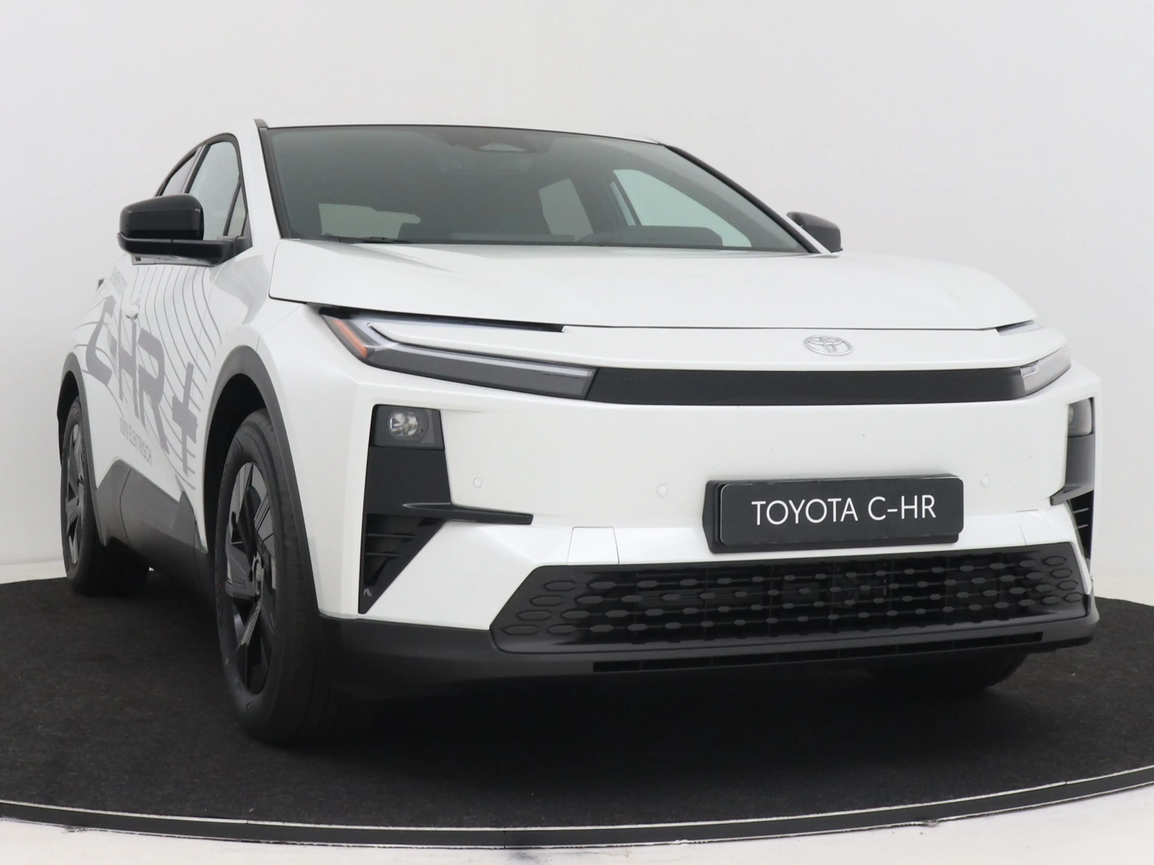 Toyota C-HR+ First Edition 77 kWh — photo 15