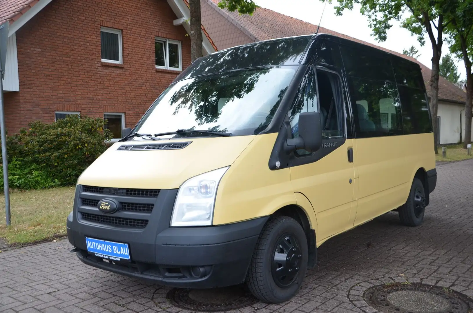 Ford Transit 2.2 TDCi FT 300 M *6 SITZER*AHK*TÜV11-25 Noir - 1