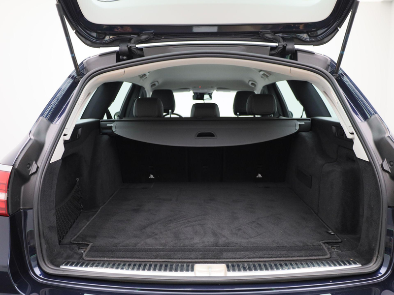 Mercedes-Benz E 200 Break E d Luxury Line LEDER | LED | NAVI | CAMERA — photo 15