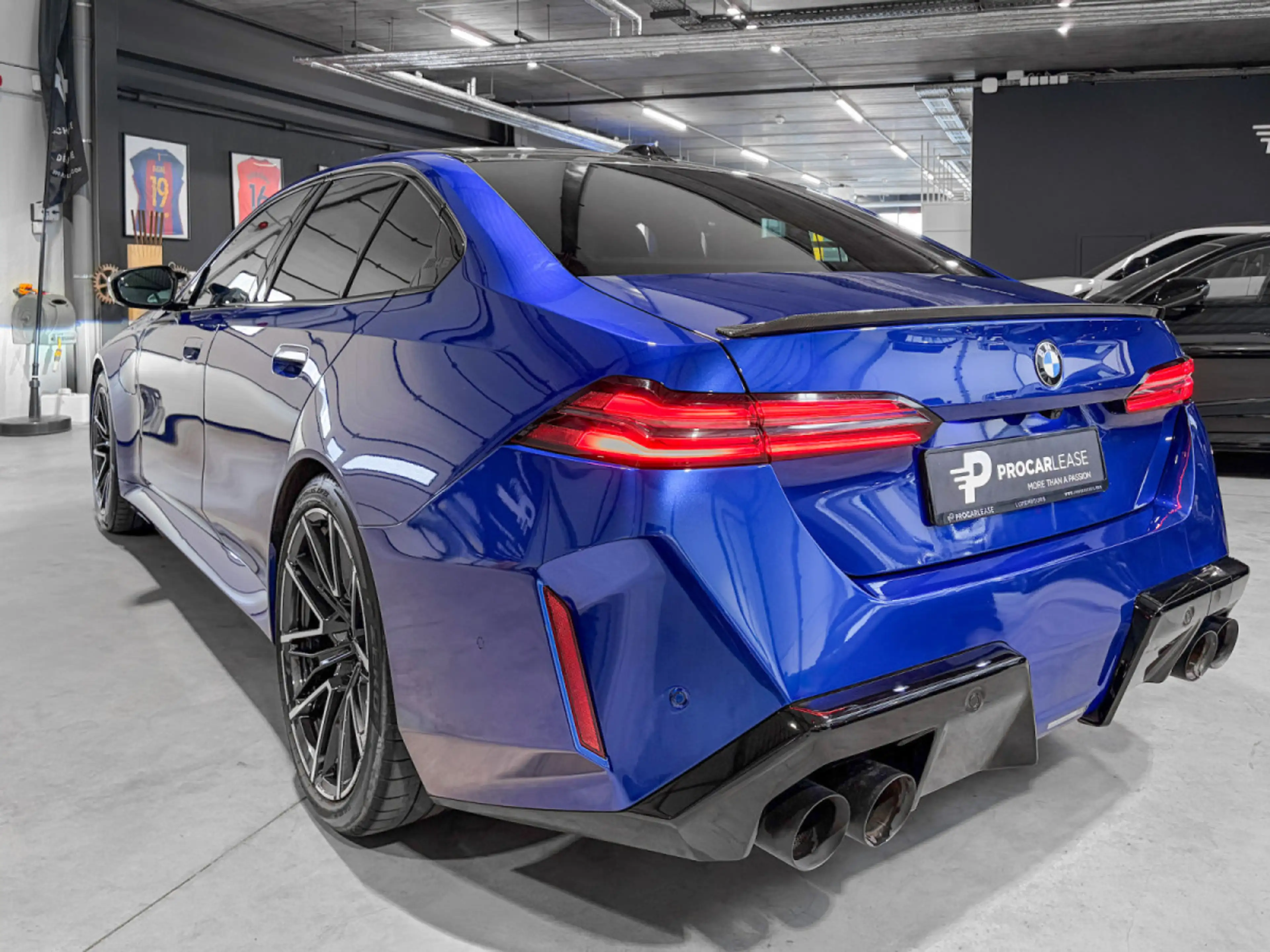 BMW M5 BMW M5 727 CH FACELIFT - M CARBON - BOWERS & WILKI — photo 10