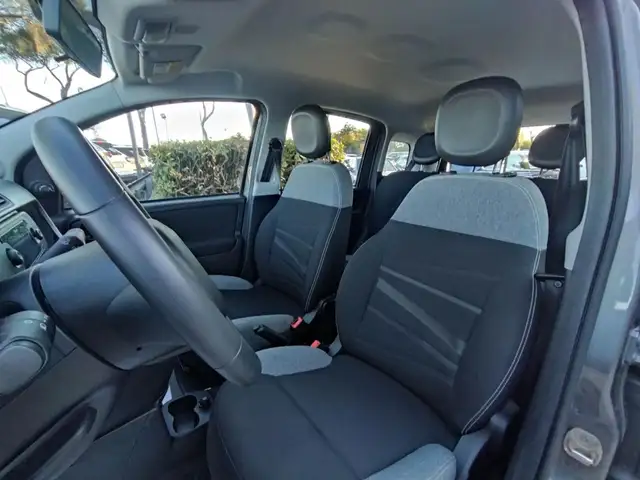 Fiat Panda view 15