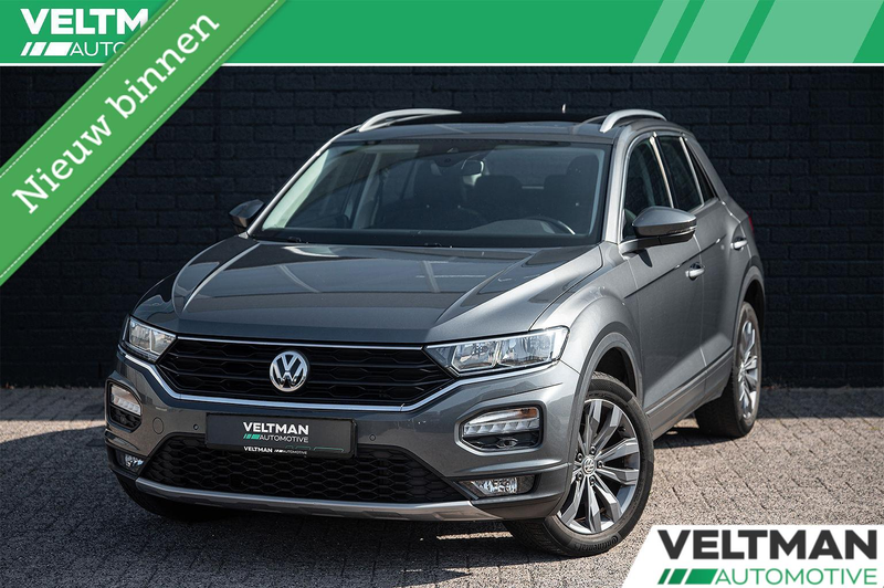 Volkswagen T-Roc 1.5 TSI Sport PANO AUTOMAAT ACC LED NAVI