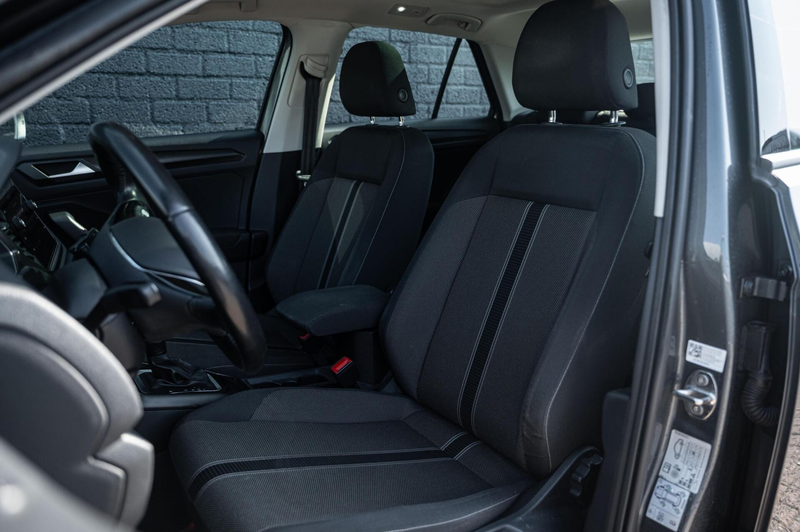 Volkswagen T-Roc 1.5 TSI Sport PANO AUTOMAAT ACC LED NAVI — photo 14