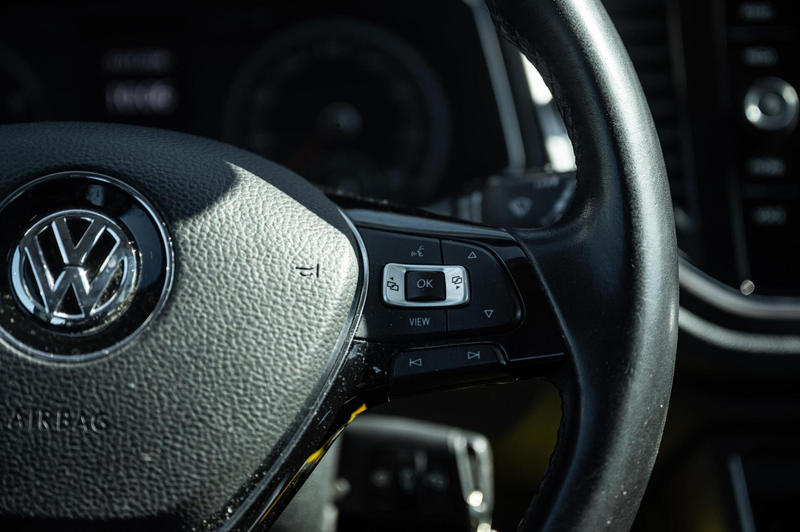 Volkswagen T-Roc 1.5 TSI Sport PANO AUTOMAAT ACC LED NAVI — photo 16