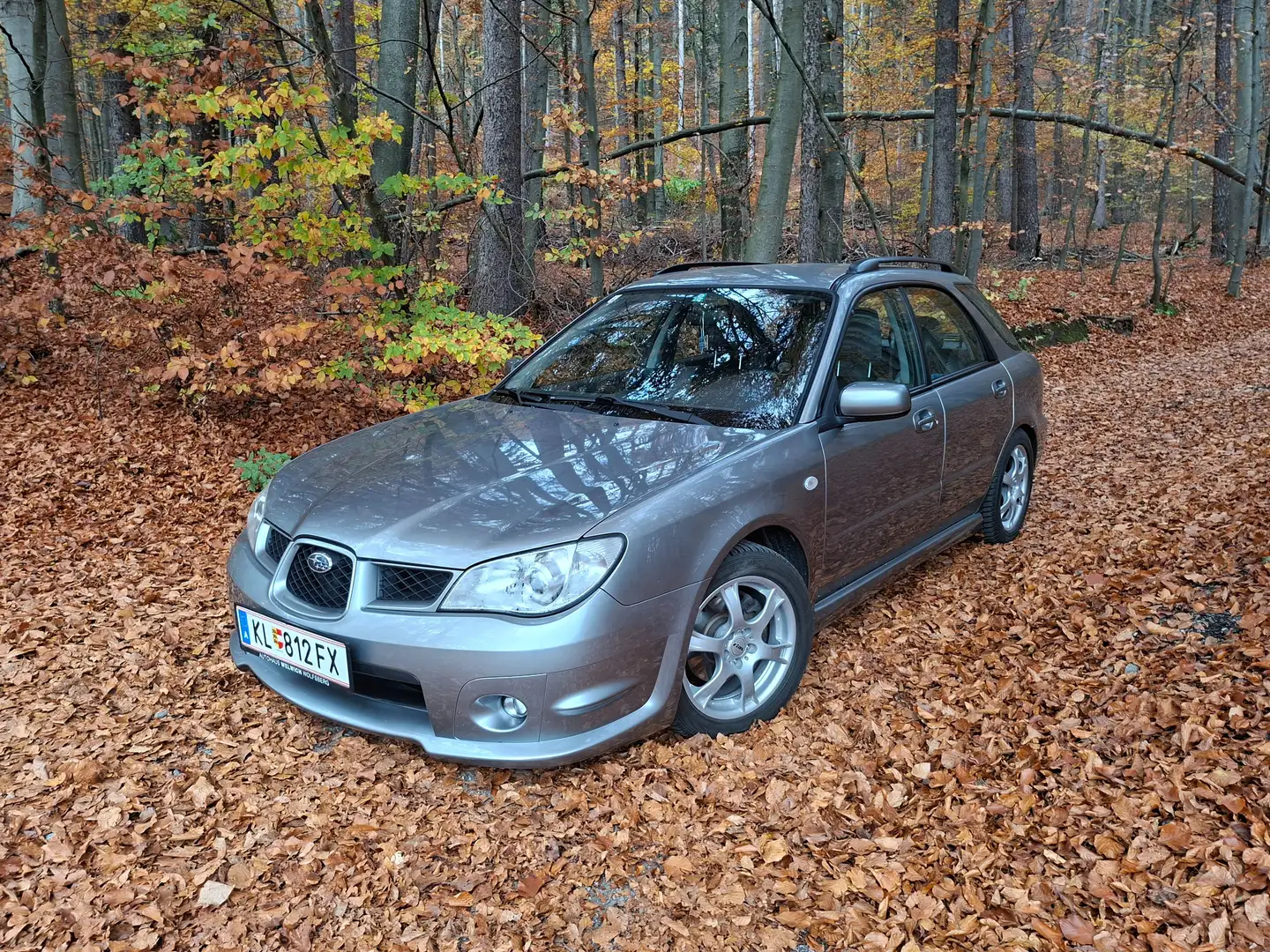 Subaru Impreza Impreza S. W. 2,0 R 4WD R Silber - 1