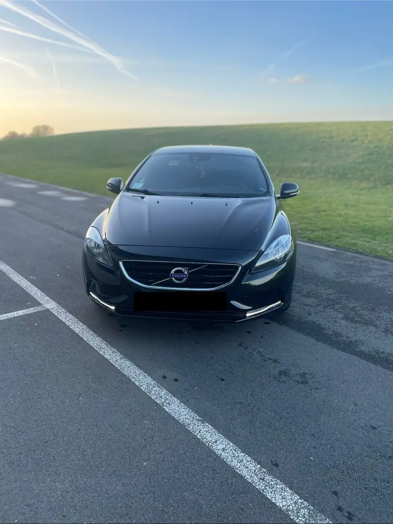 Volvo V40 D2 Ocean Race Noir - 1