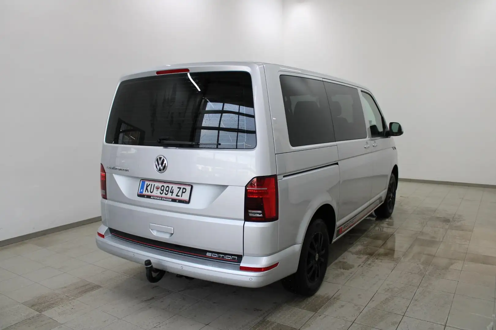 Volkswagen T6.1 Transporter Kombi TDI Argent - 2