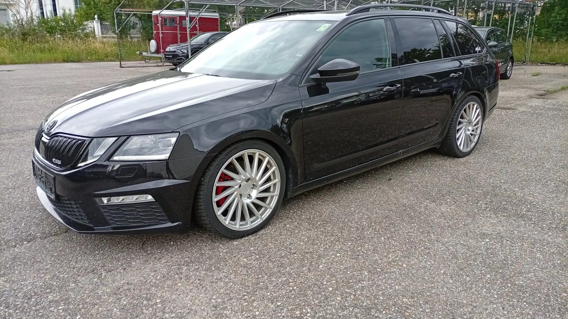 Skoda Octavia 2.0 TDI DPF RS  4x4 Schwarz - 1
