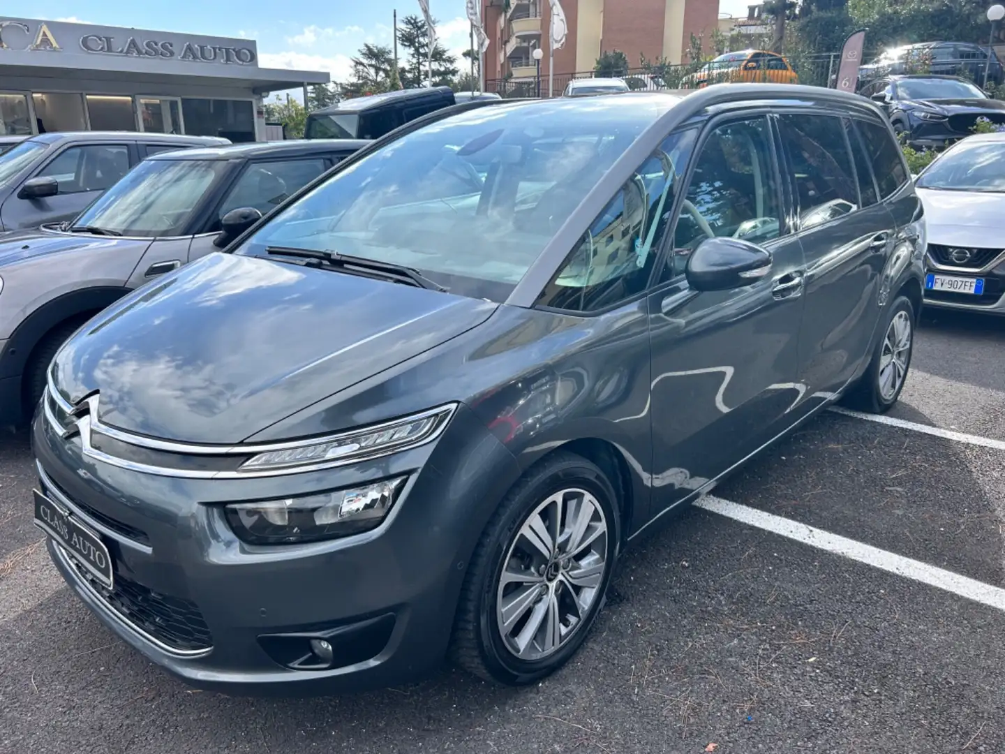 Citroen Grand C4 Picasso Spacetourer 1.6BlueHDi 120 cv automatica 7 posti Grigio - 1