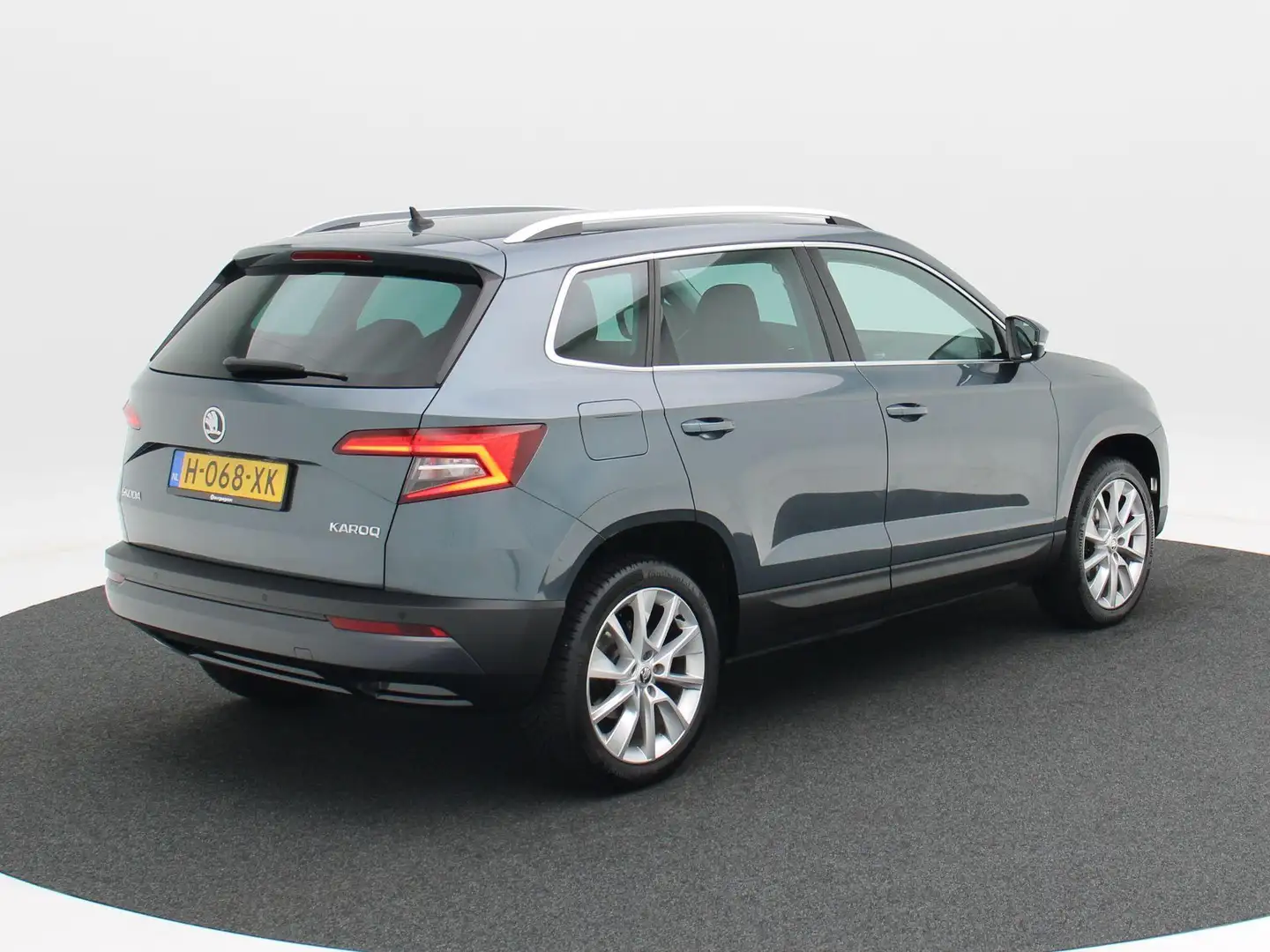 Skoda Karoq 1.6 TDi 115 Pk Clever Edition | LED | Parkeersenso Grijs - 2