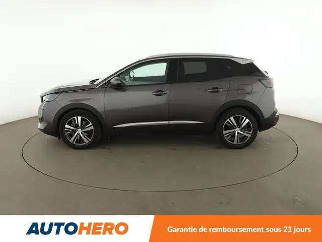Peugeot 3008 view 3