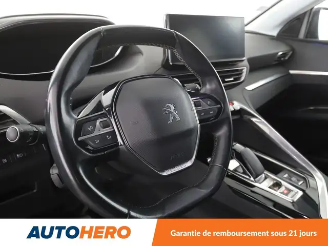 Peugeot 3008 view 11