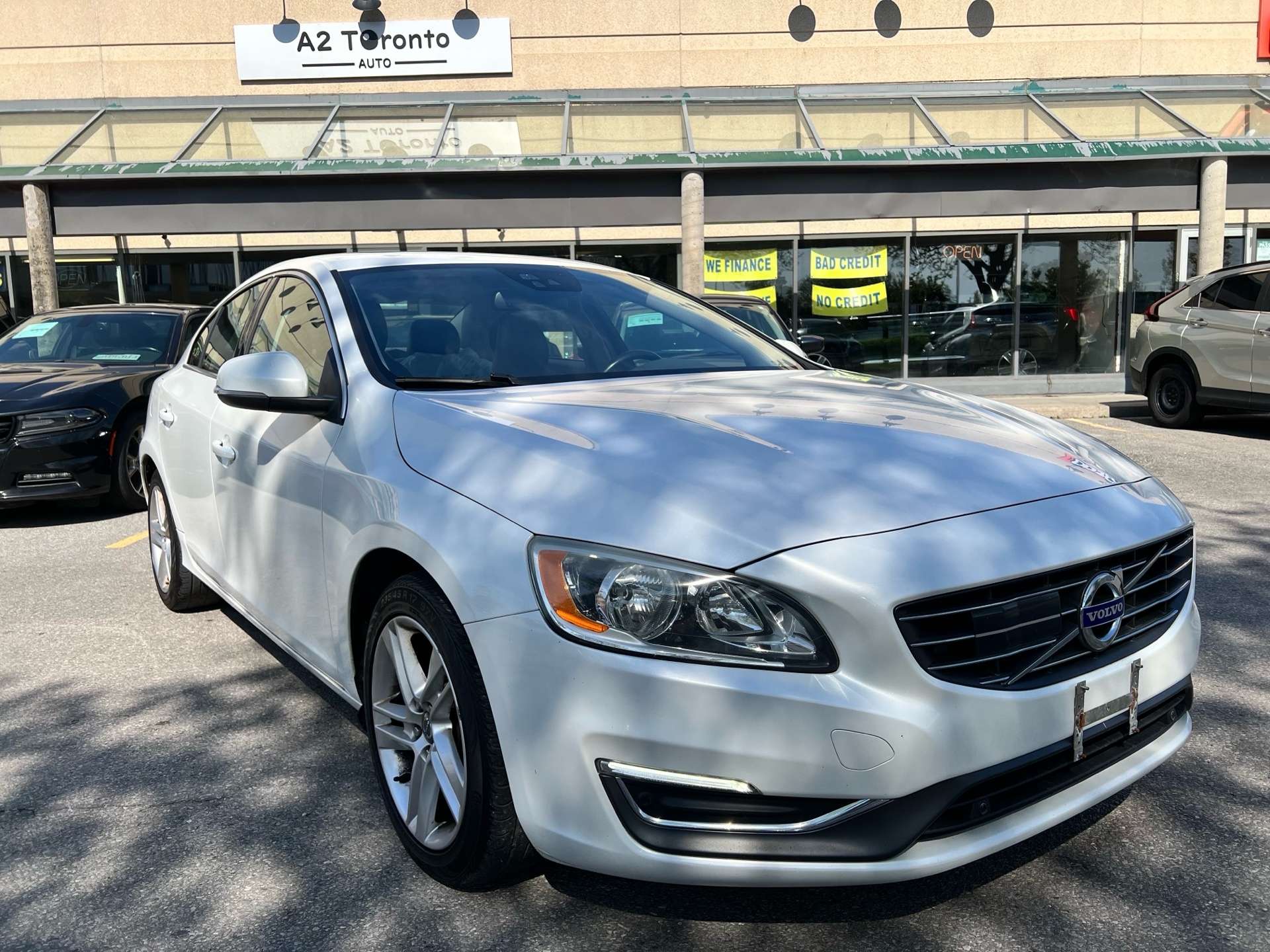 2015 Volvo S60 4dr Sdn T5 Drive-E Premier Plus FWD — снимка 2