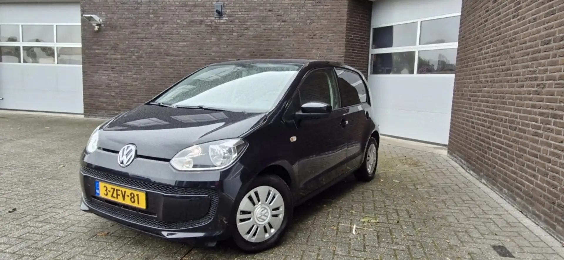 Volkswagen up! 1.0 move up! BlueM. Zwart - 1