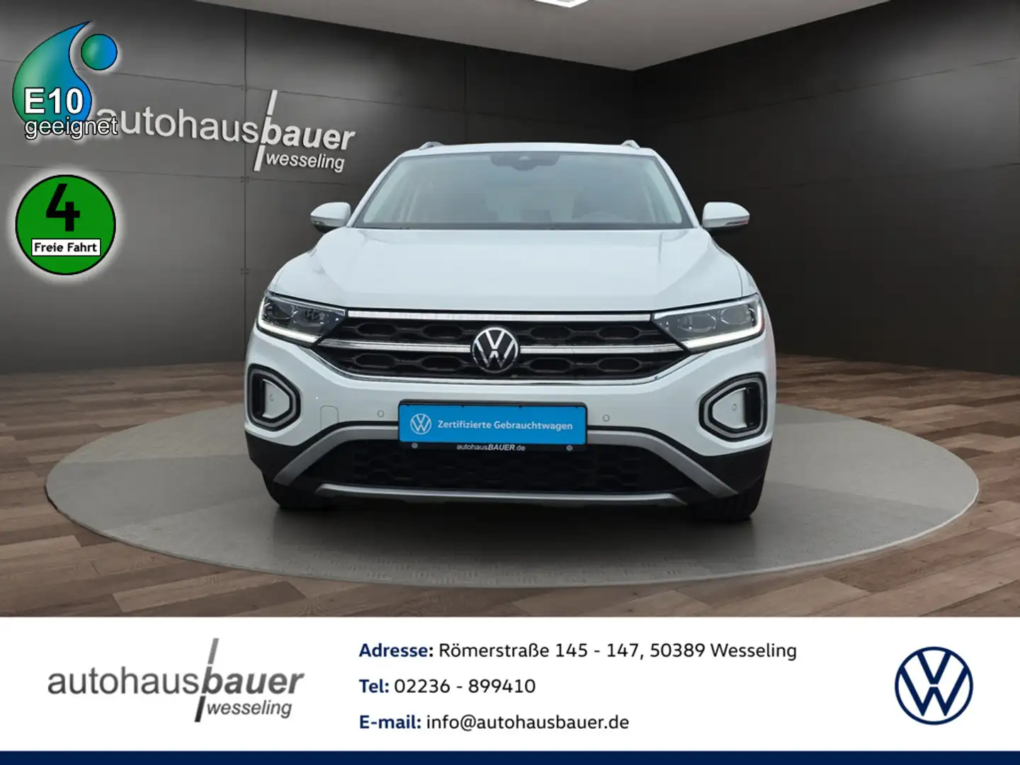 Volkswagen T-Roc Style KLIMA PDC SHZ AHK ACC PANO Weiß - 1