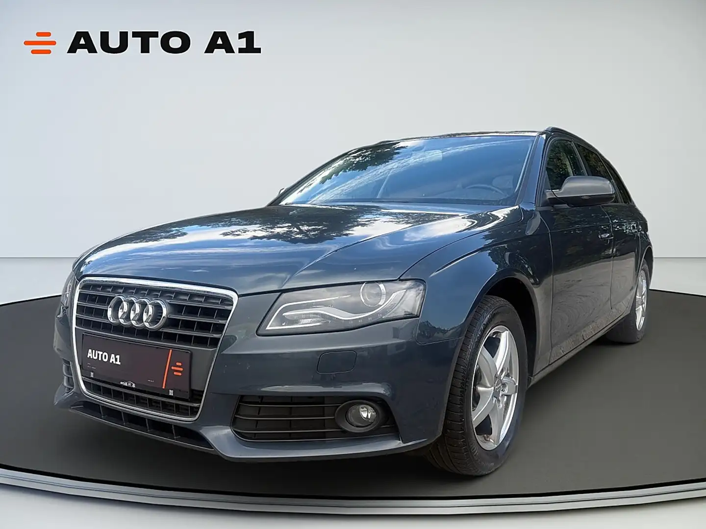 Audi A4 2.0 TDI DPF Avant Grau - 2