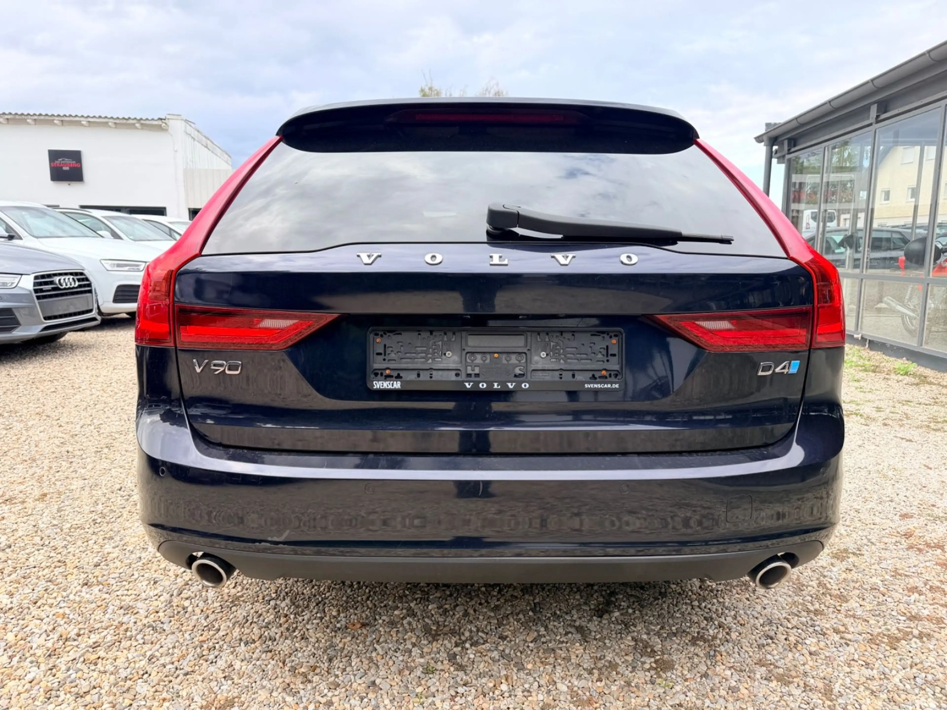 Volvo V90 Kombi Momentum AUTOMATIK*LED*NAVI*LEDER — photo 11