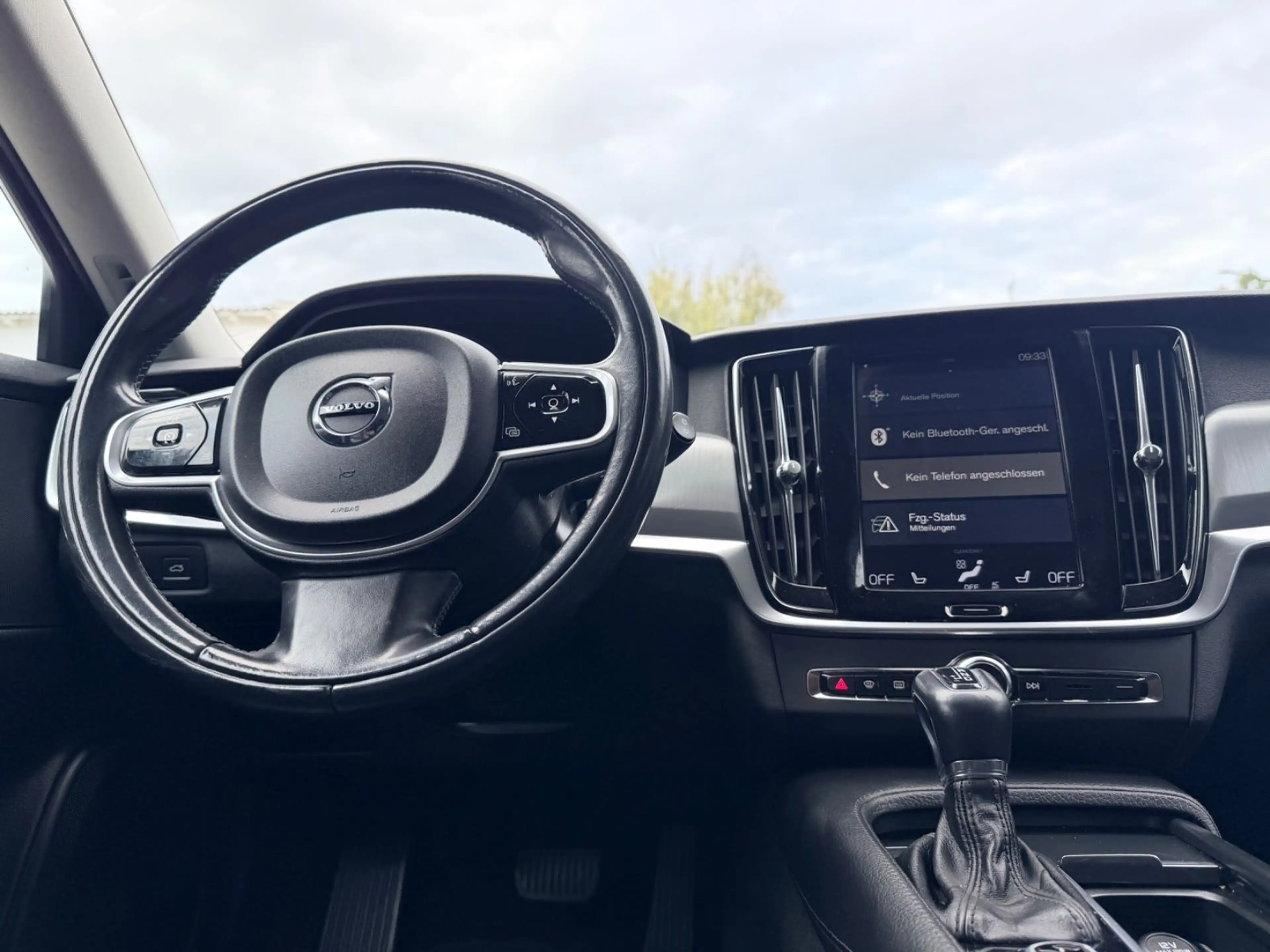 Volvo V90 Kombi Momentum AUTOMATIK*LED*NAVI*LEDER — photo 18