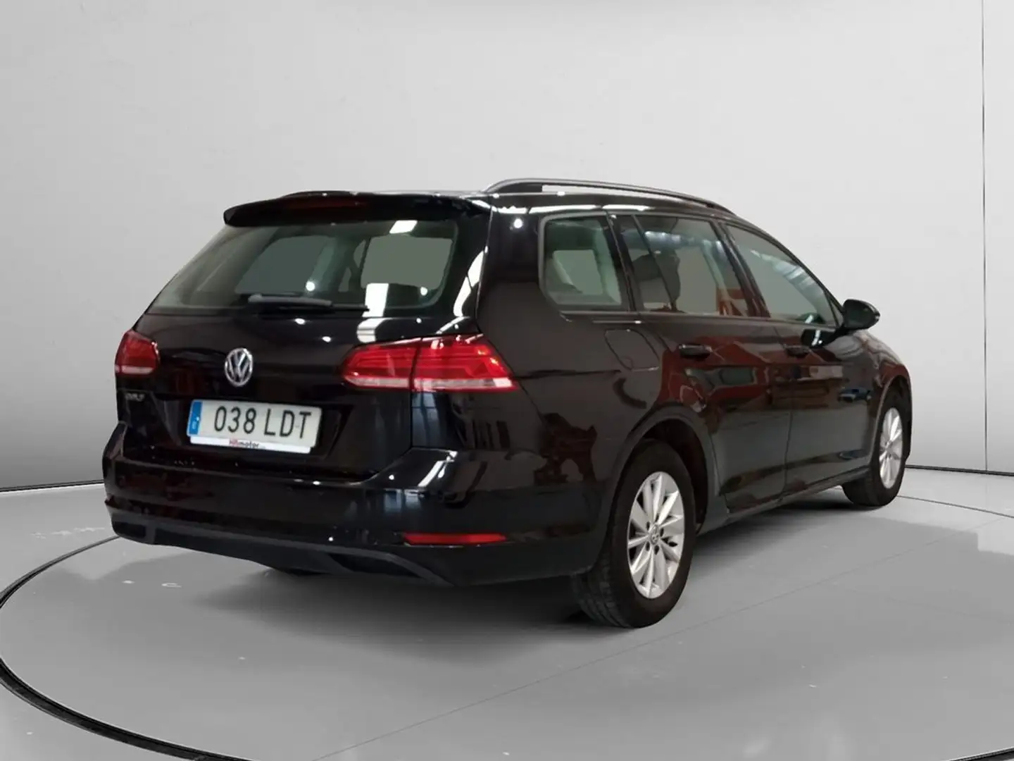 Volkswagen Golf Variant 1.0 TSI Edition 85kW Negro - 2